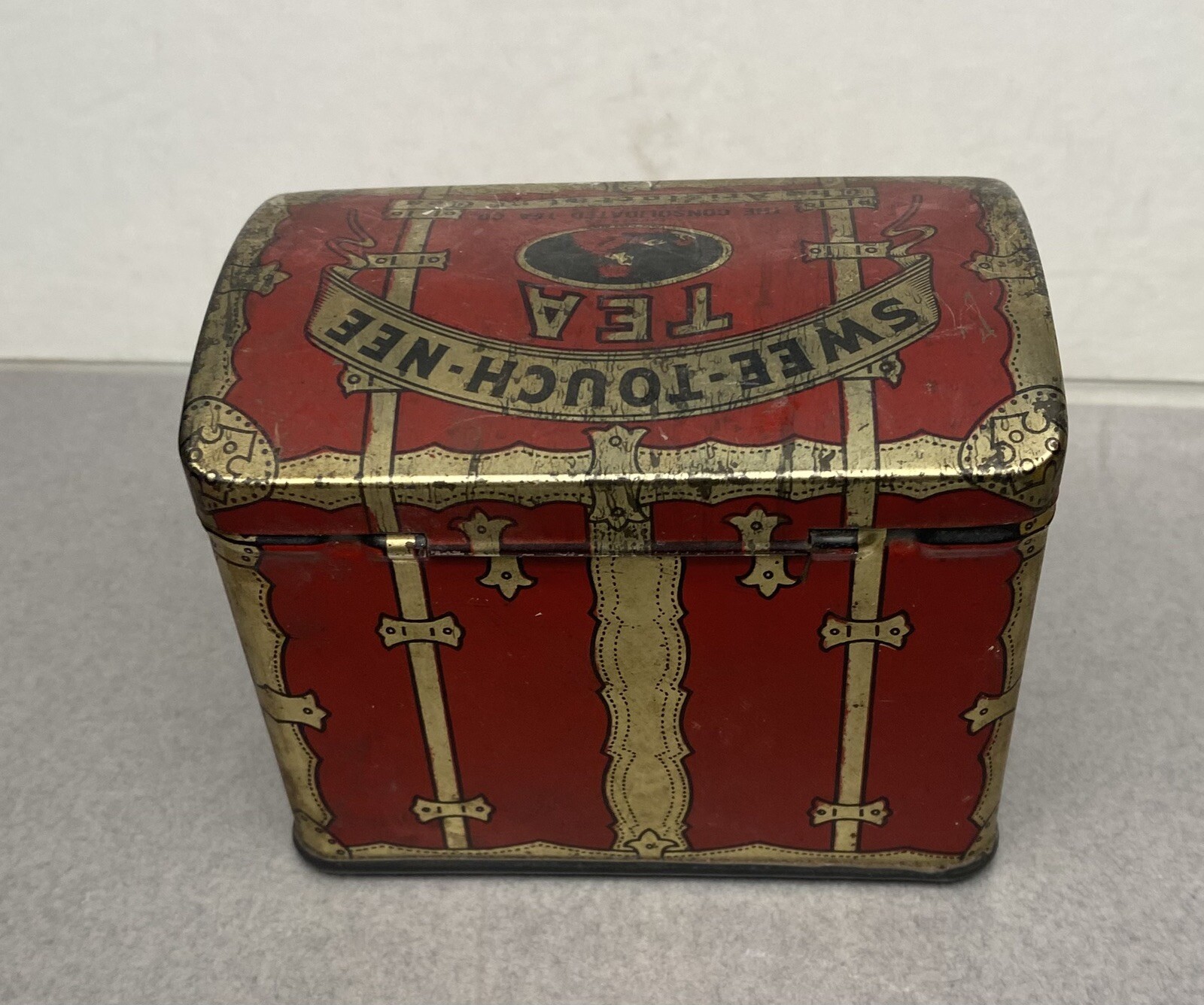 Vintage Swee-Touch-Nee Tea Empty Tin The Consolidated Tea Co Aristocrat Red