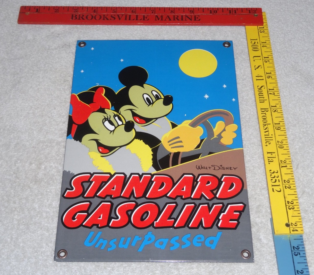 VINTAGE STANDARD GASOLINE MICKEY MOUSE & MINNIE 11 3/4″ PORCELAIN METAL OIL SIGN