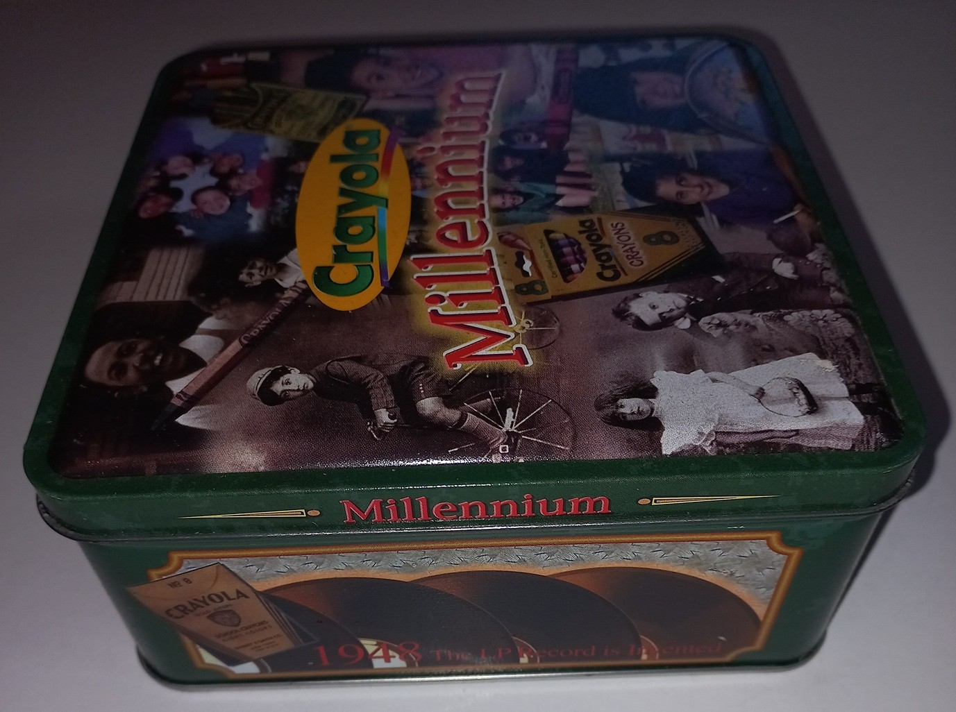 1999 Crayola Collectors Limited Edition Tin Millennium with 64 Box Crayons