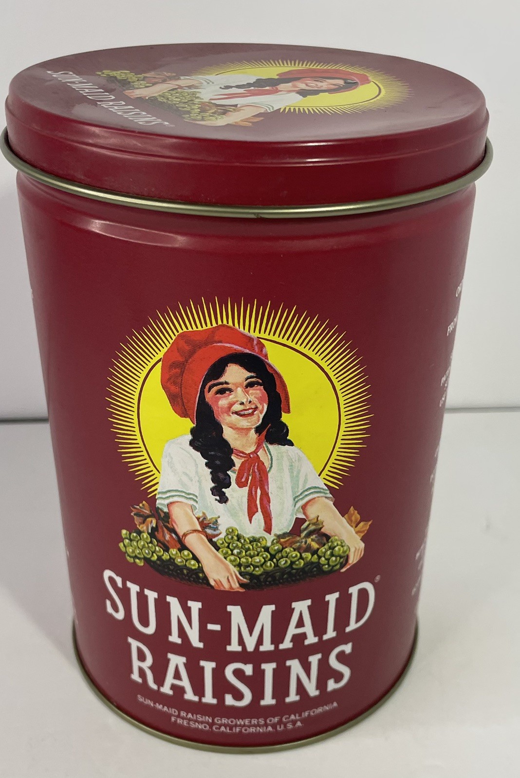Vintage 1935 – 1991 Sun Maid Raisins Round Tin USA 4″ x 6″