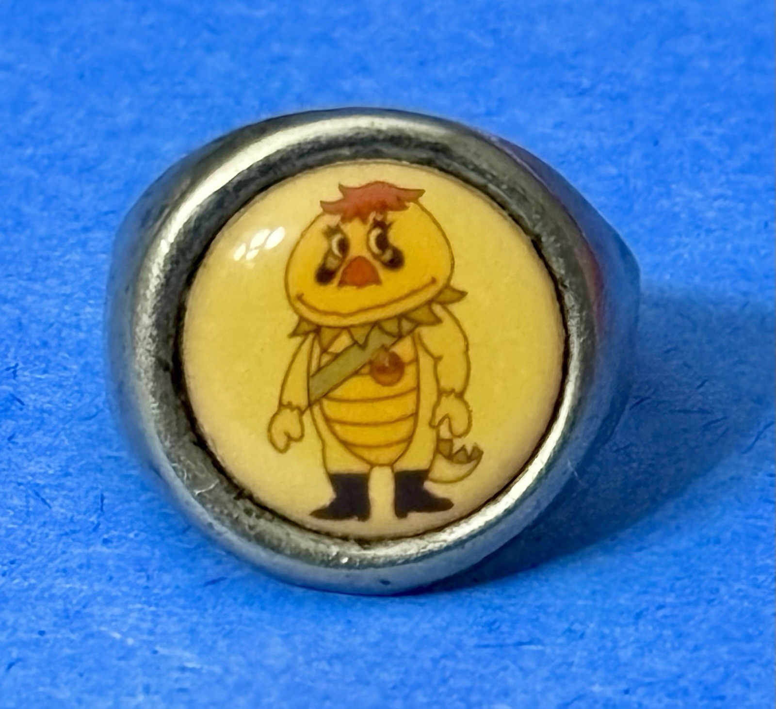 Vintage HR PUFF N STUFF Adjustable Ring Gumball Vend Machine Prize 1960’s -70s