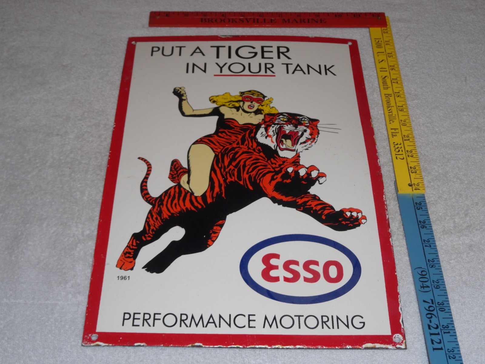 VINTAGE 1961 ESSO CAT WOMAN RIDES TIGER BATMAN & ROBIN MOVIE SHOW PORCELAIN SIGN