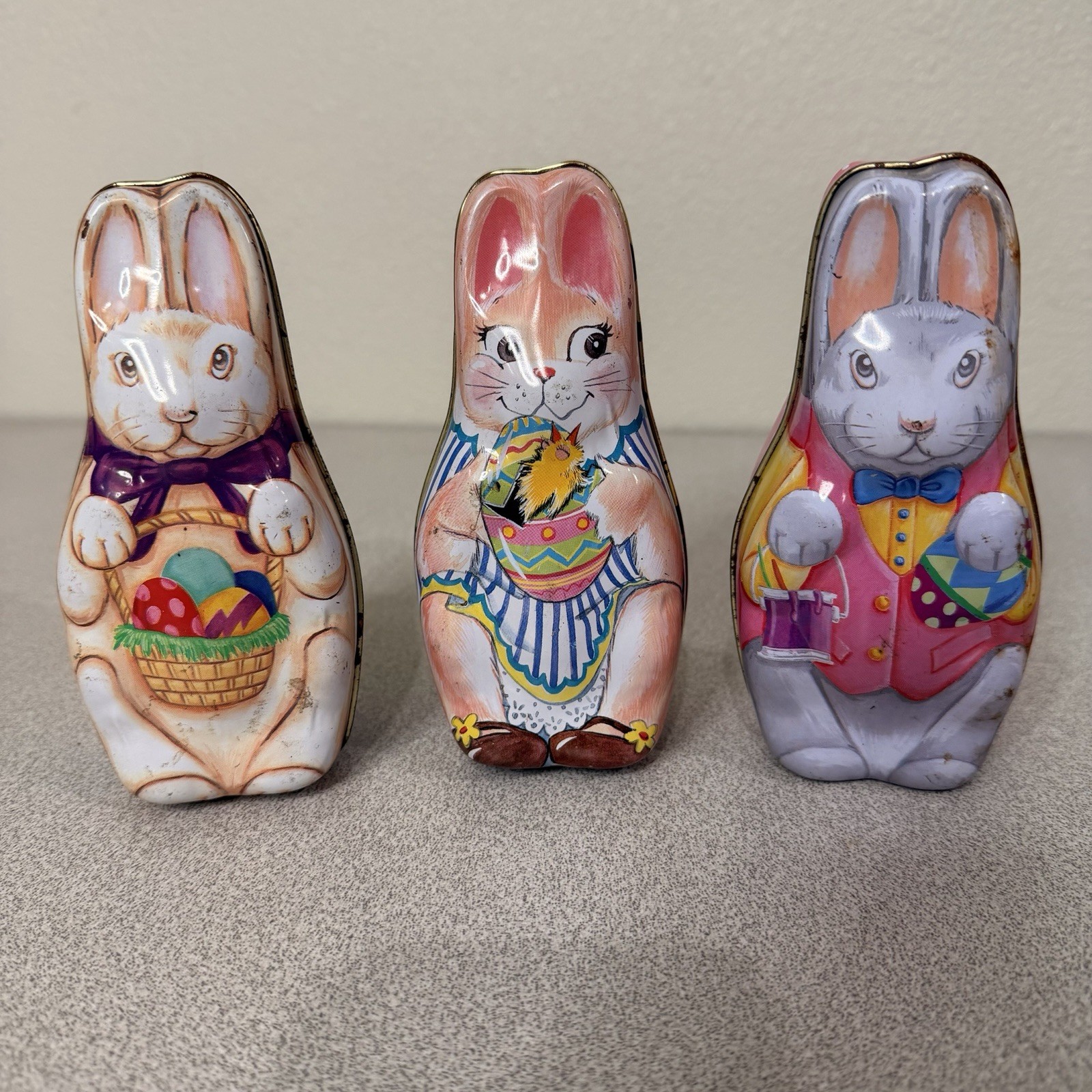 Vtg The Tin Box Company of America Easter Bunny Figural Metal Tins Lot of 3 Set