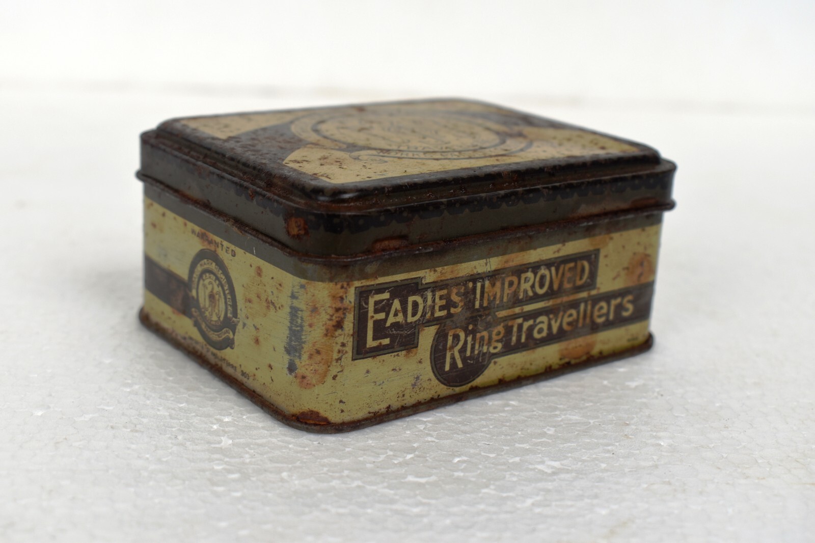 Vintage Eadie Bros & Co. Ltd Eadies Ring Travellers Litho Tin Box England Old”K1