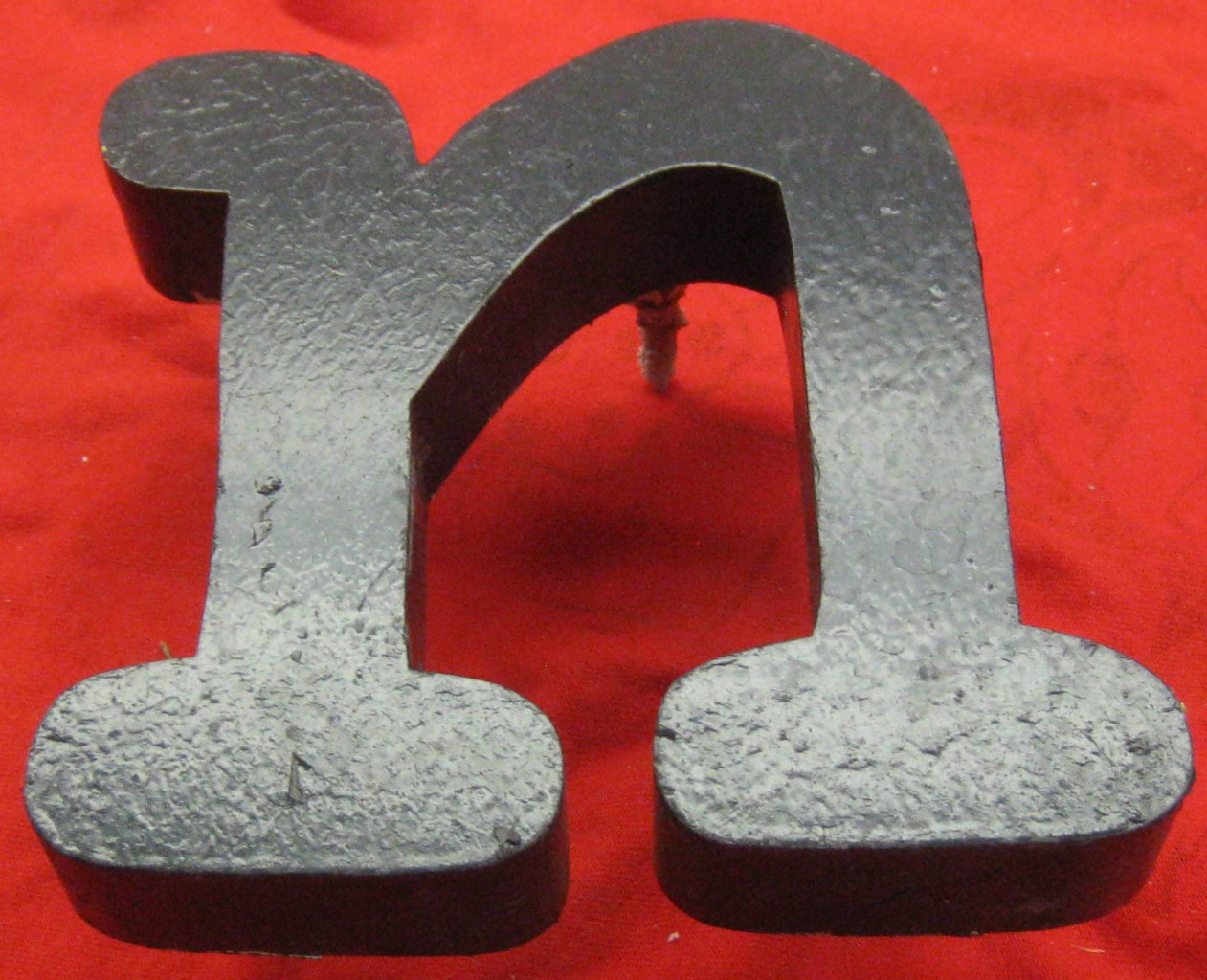VINTAGE BRASS Letter n OLD Store sign 5″ high 1″ deep 7G4