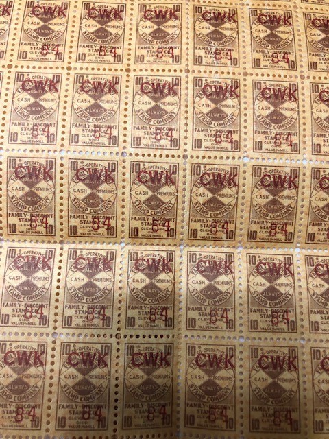 Vintage Family Discount Stamp Co Trading Stamps-142 Total/10 Denom/Cleveland/EX