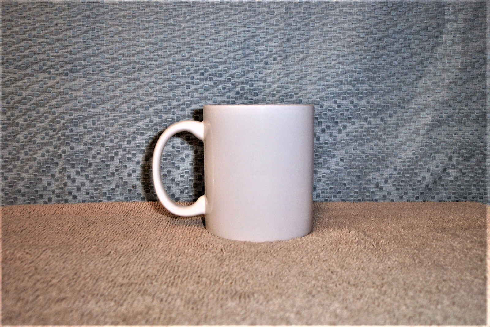 LAURIE’S SENECA KNOLLS DINNER SYRACUSE, NY CERAMIC COFFEE MUG, CUP
