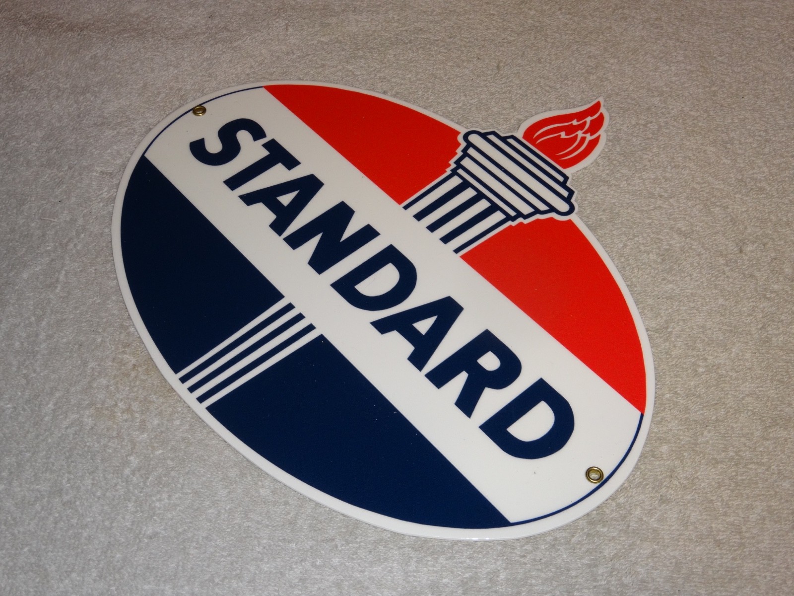 VINTAGE STANDARD GASOLINE TORCH & FLAME 12″ PORCELAIN METAL GAS STATION OIL SIGN