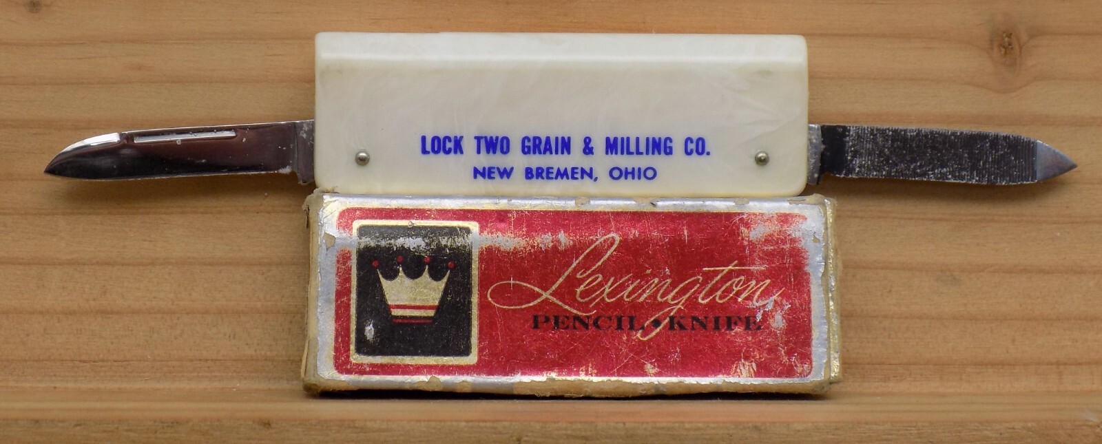 VINTAGE ADVERTISING KNIFE w/ BOX LOCK TWO GRAIN & MILLING CO. NEW BREMEN OHIO