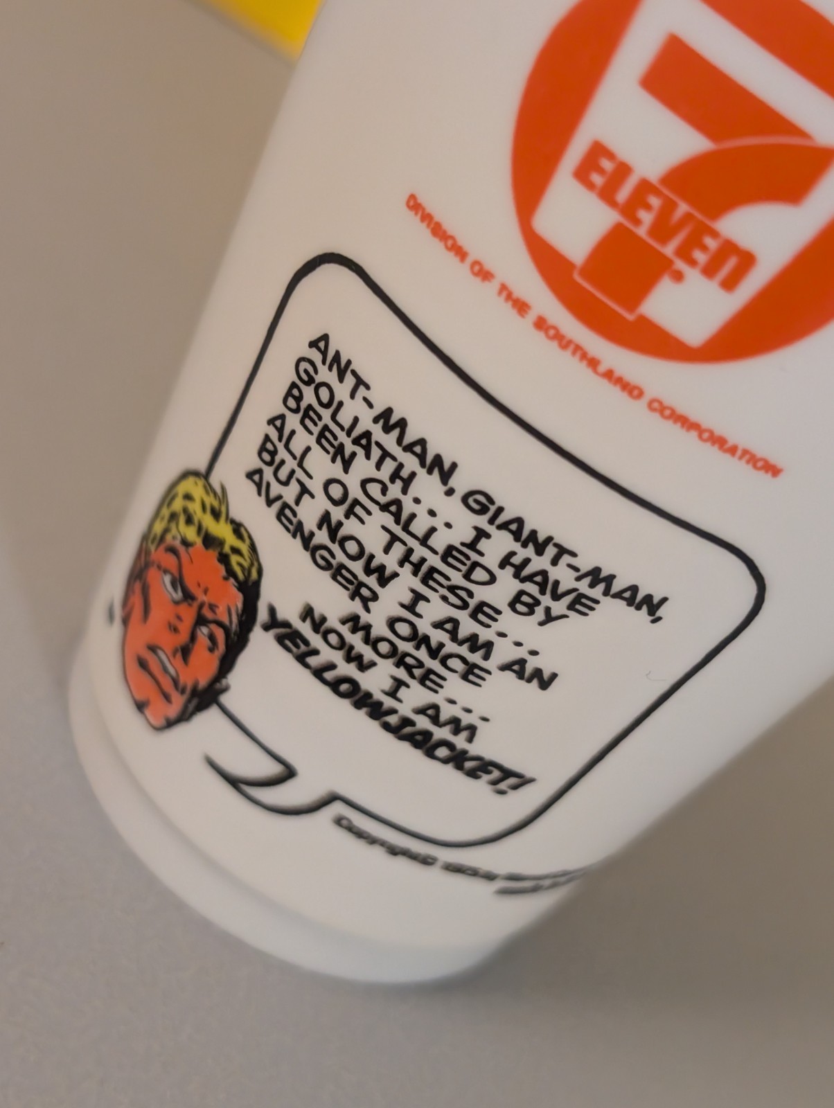 Vtg 7 Eleven Slurpee Cup – YELLOWJACKET – 1975 Marvel Comics 70s 7-11 Superhero