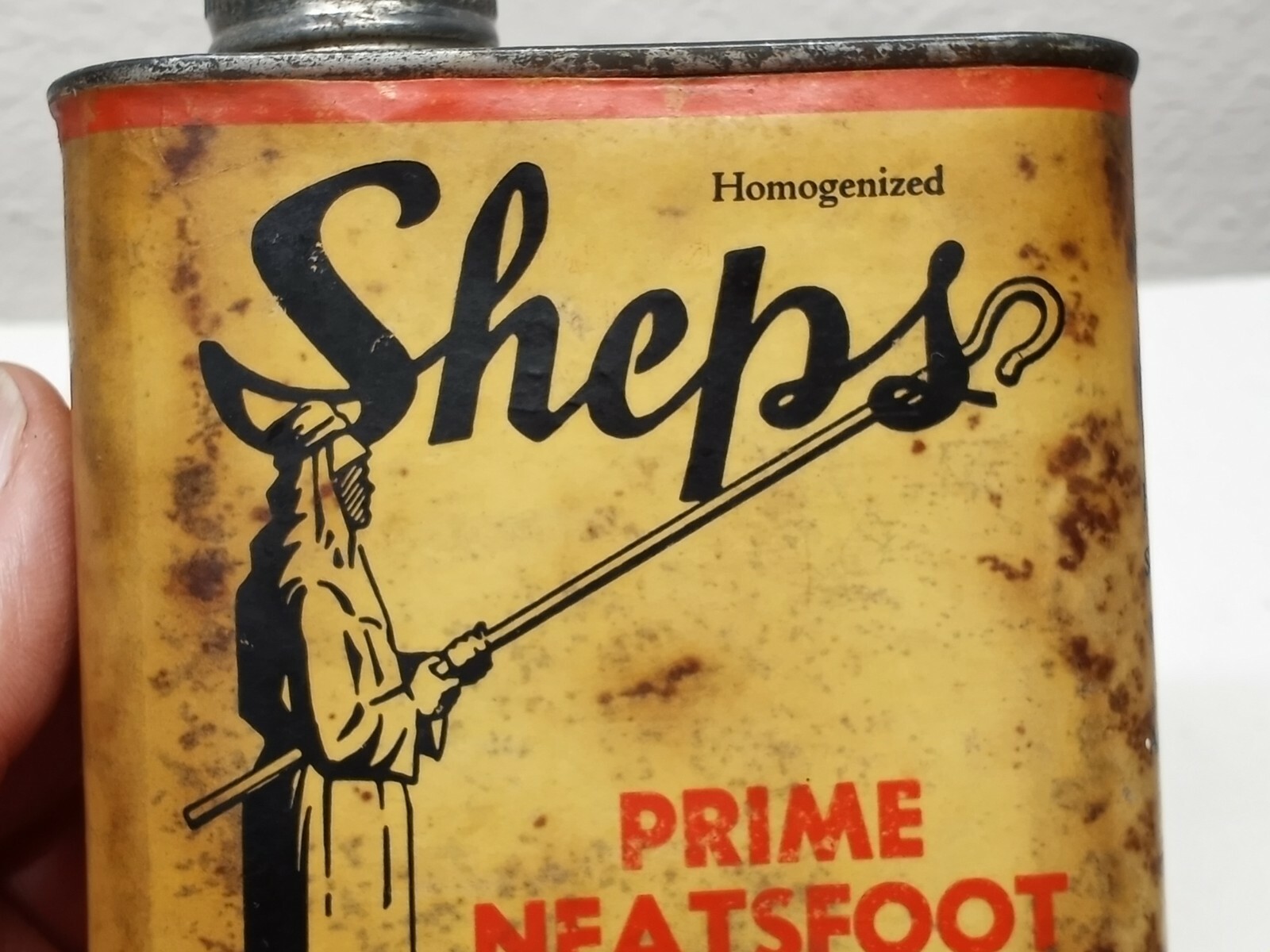Vintage SHEPS PRIME NEATSFOOT COMPOUND TIN CAN OMAHA NEBRASKA 16 oz. PAPER LABEL