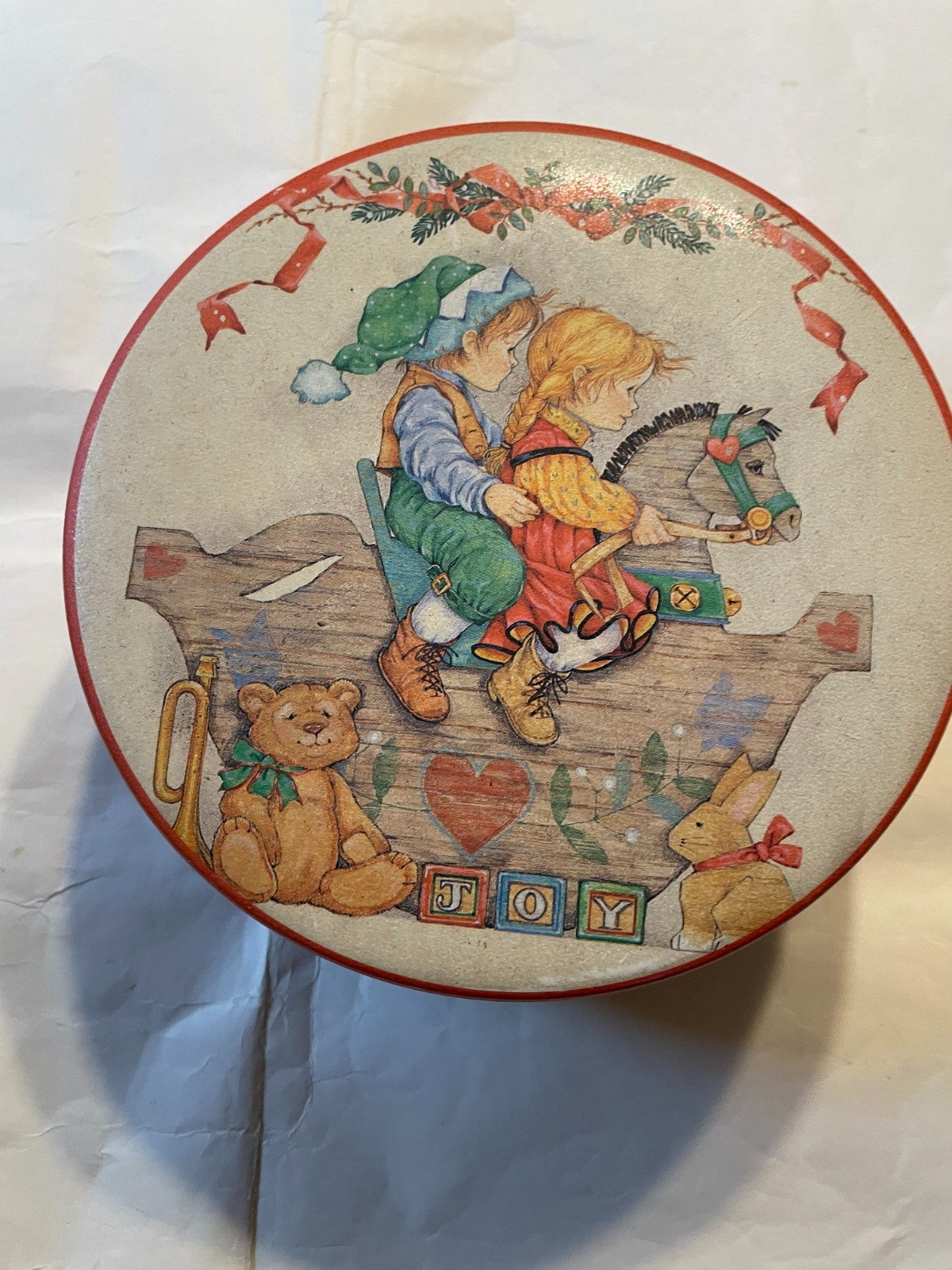 Vintage Tin Metal Cookie Biscuit Round Container