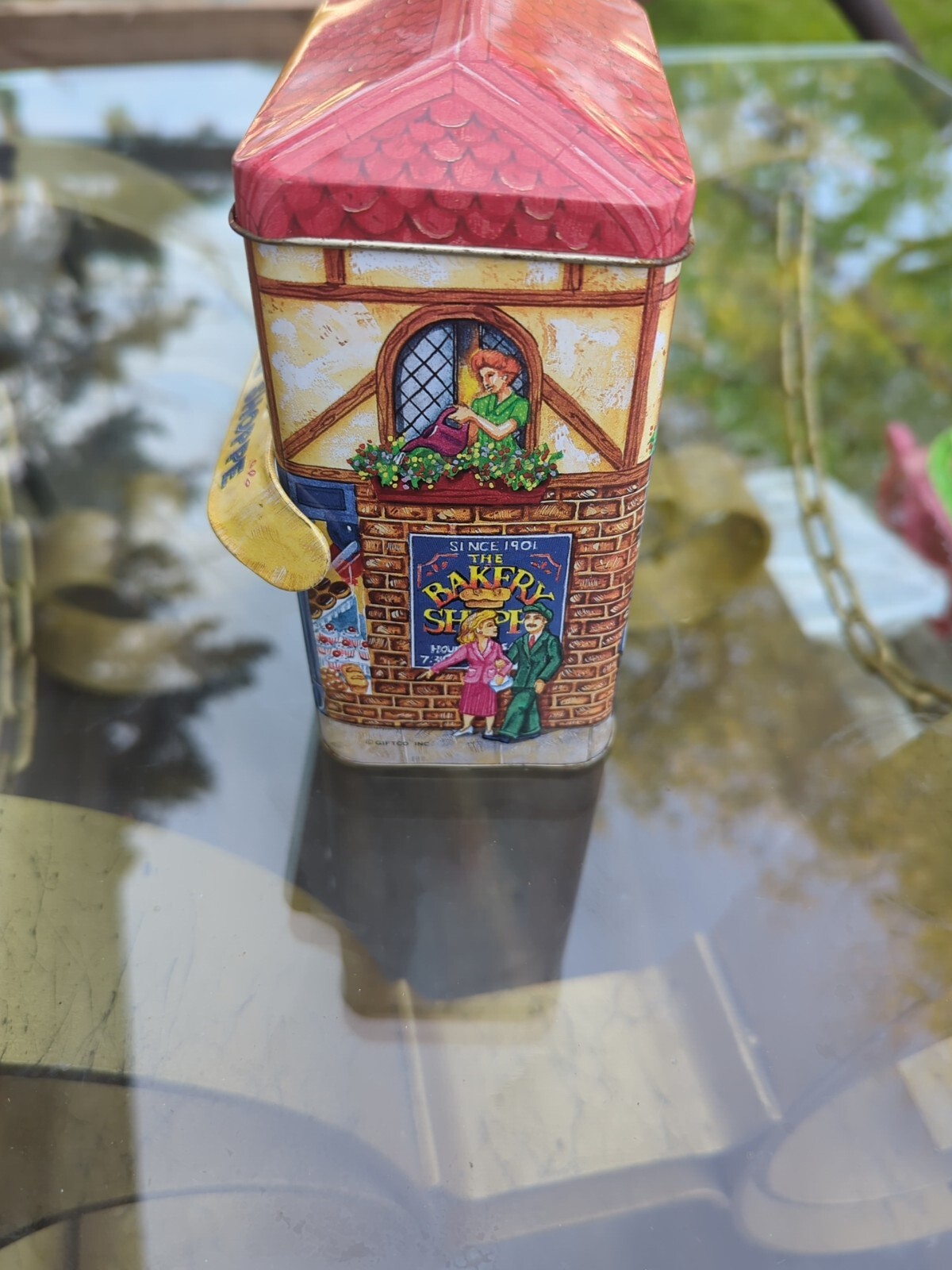 The Bakery Shoppe Tin Since 1901 Giftco Inc.