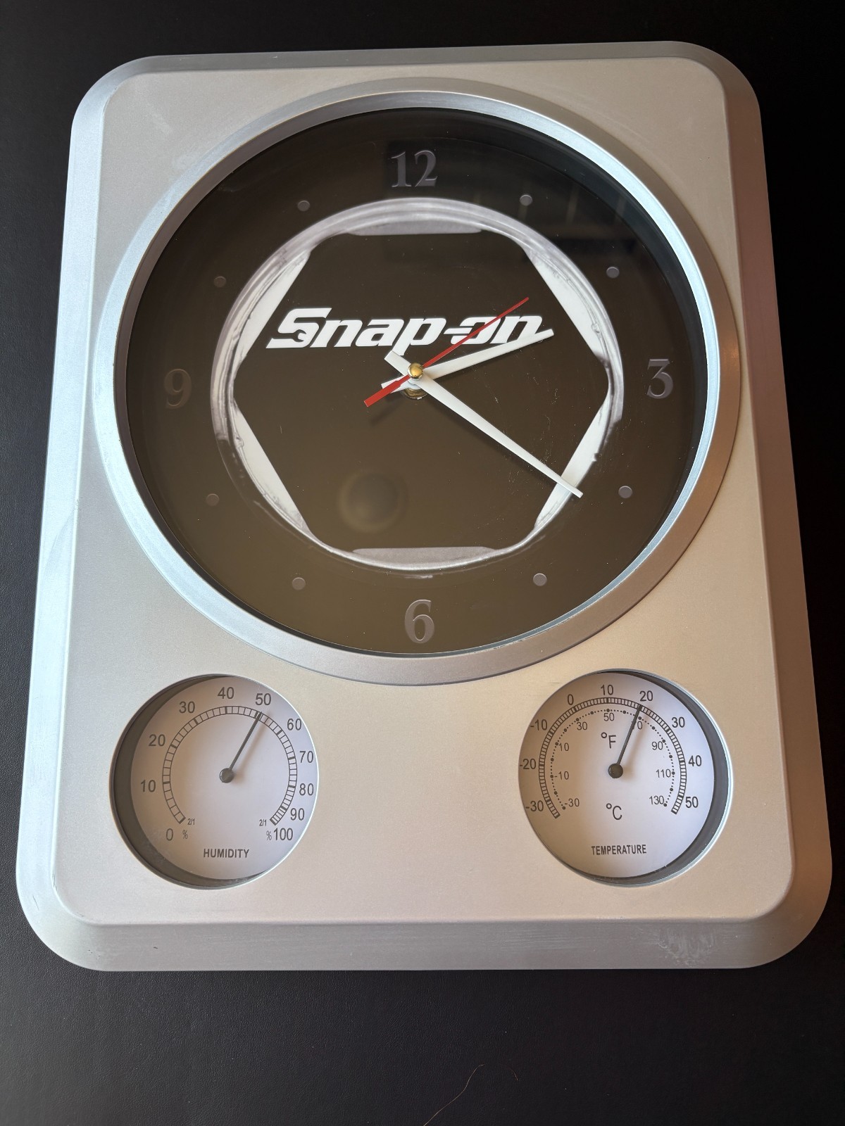 Snap-on 3-in-1 Wall Clock Thermometer Hygrometer Quartz Garage Shop Tested