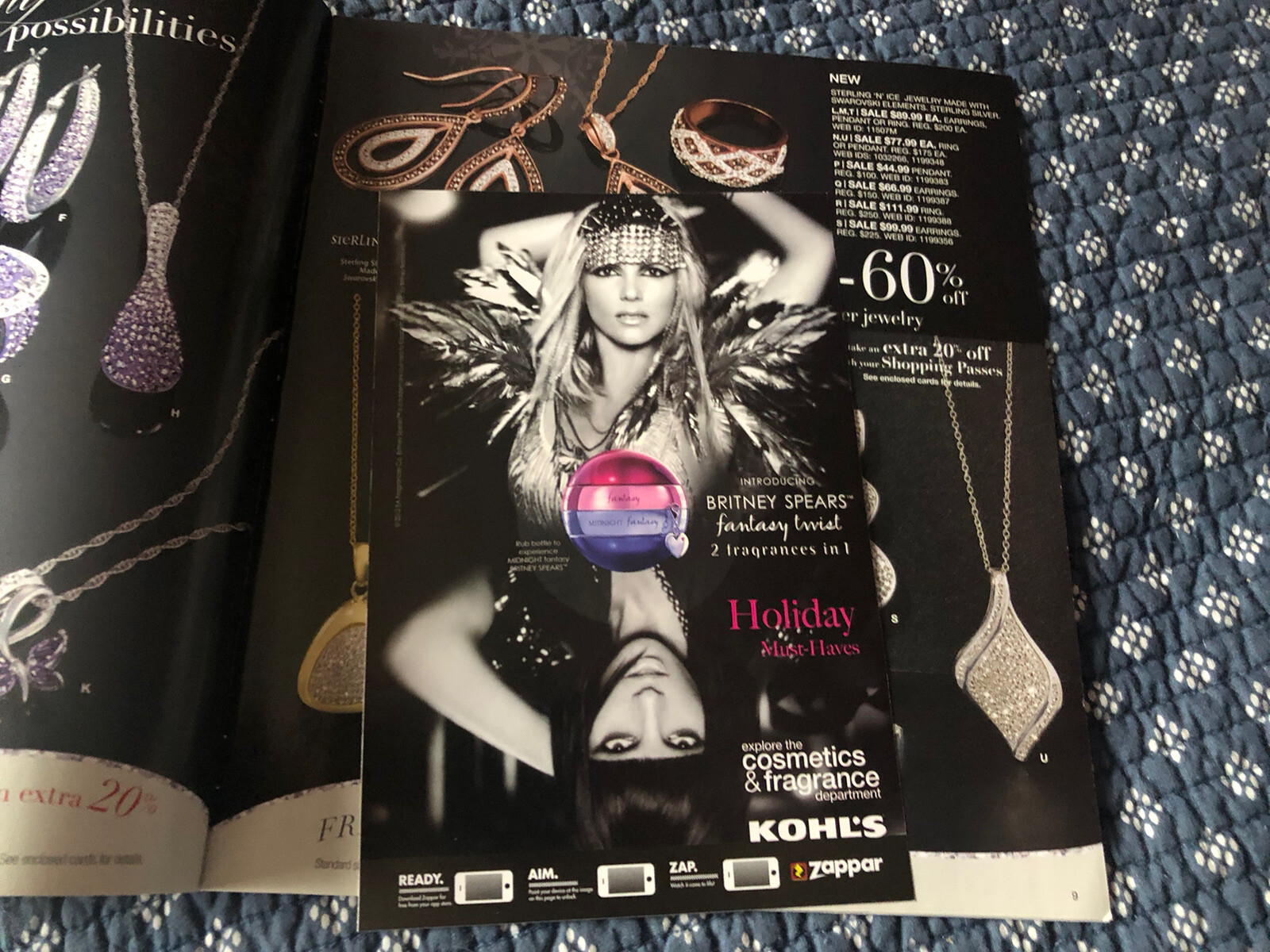 Kohl’s 2012 Dream Gifts Catalog TAYLOR SWIFT/BRITNEY SPEARS 28 Pages EXCELLENT