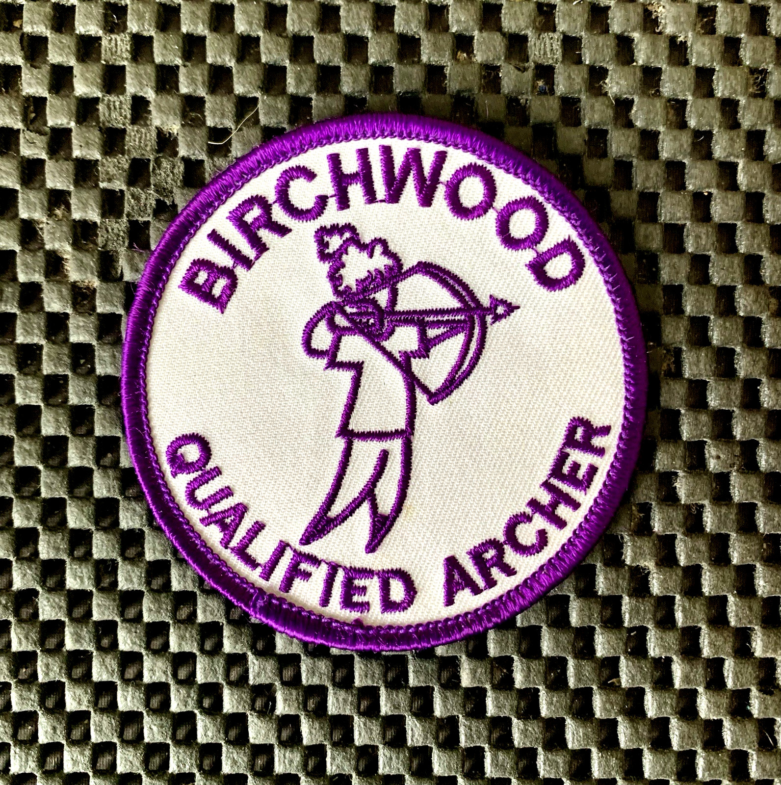 BIRCHWOOD QUALIFIED ARCHER EMBROIDERED SEW ON PATCH 3″ NOS