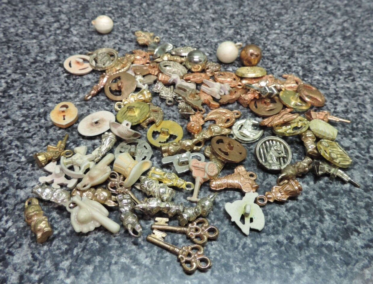 Lot Antique Vintage Gumball Children Toys Prizes Charms Vending Machine 1960’s