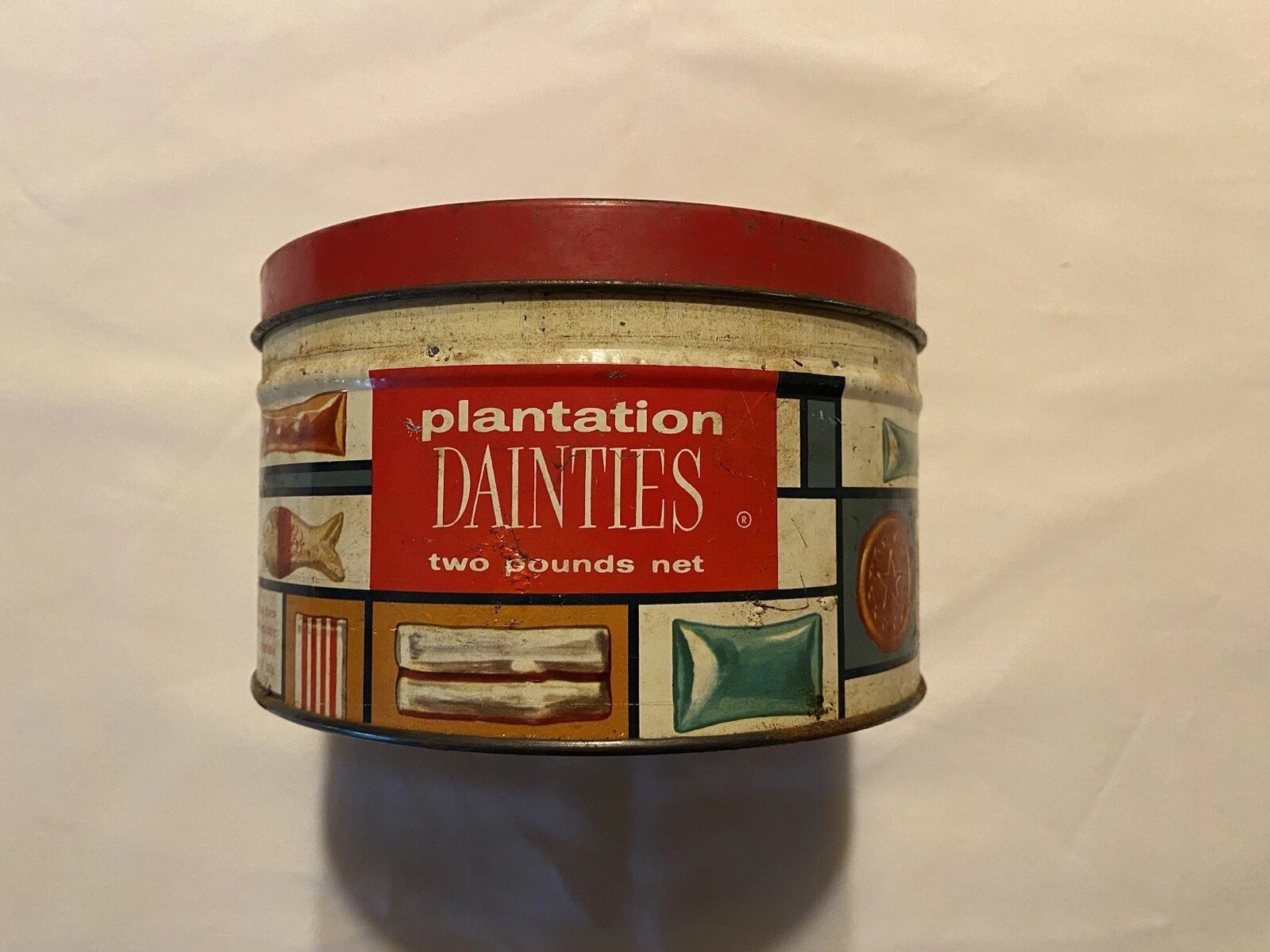 Vintage Plantation Dainties Candy Tin Canister – Philadelphia, PA (6″ diameter)
