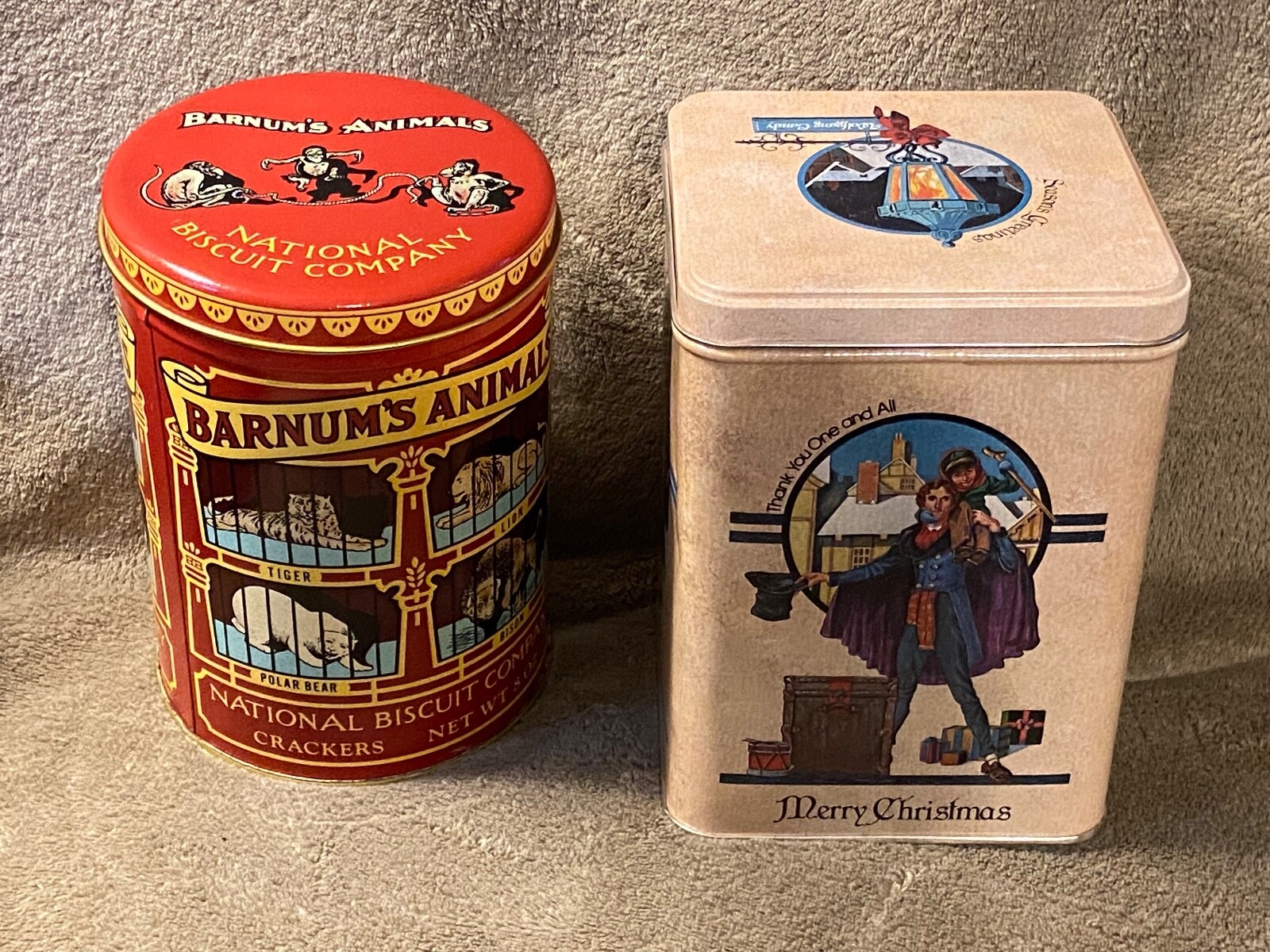 2 Tins – Barnum’s Animal Crackers Circus Replica Of 1914 Design & Wolfgang Candy