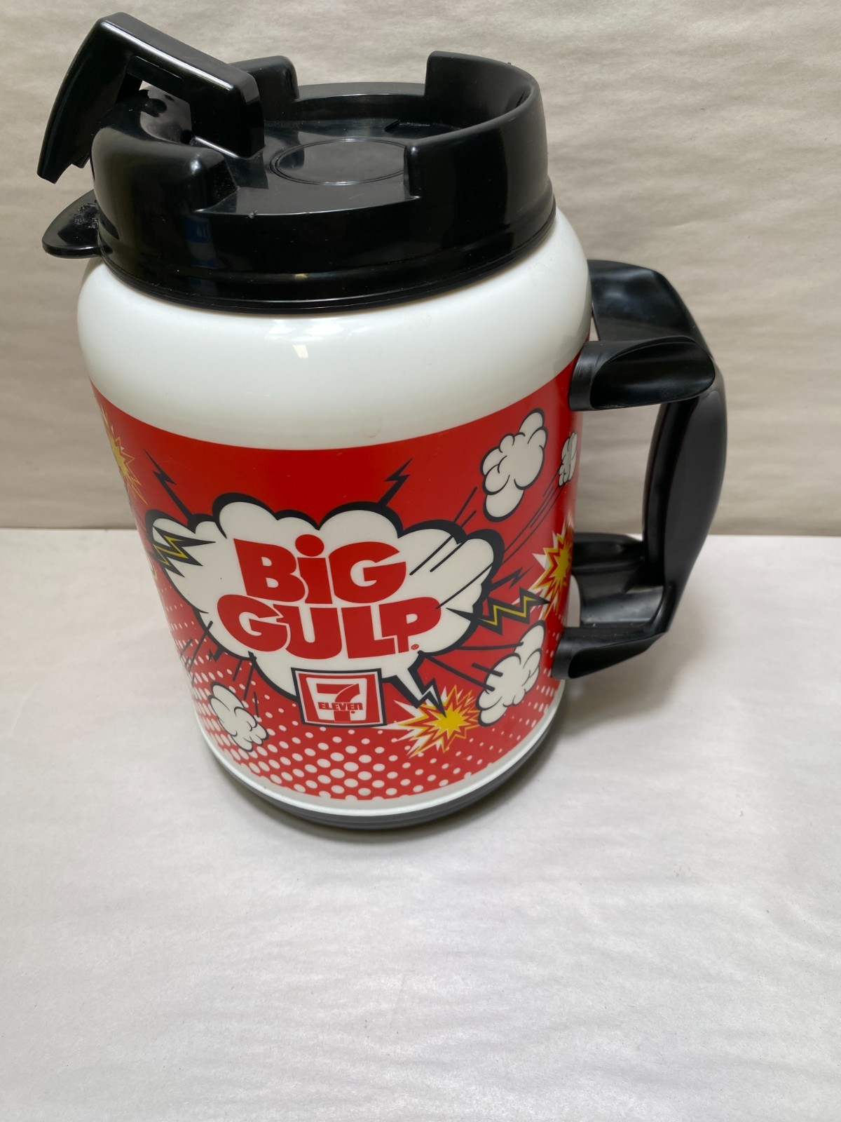BIG GULP Whirley 7 Eleven 52 oz Insulated Travel Mug 7-11