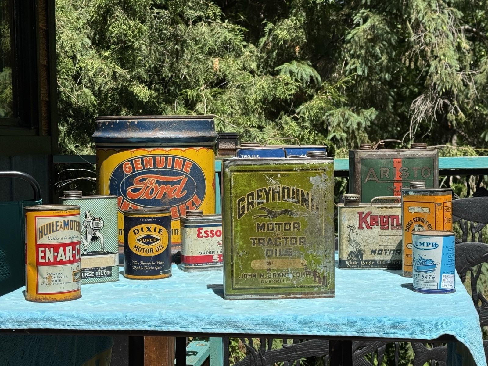 Vintage Rare Greyhound Motor Tractor Oil Can 1 Gallon Neat one! Dog graphics