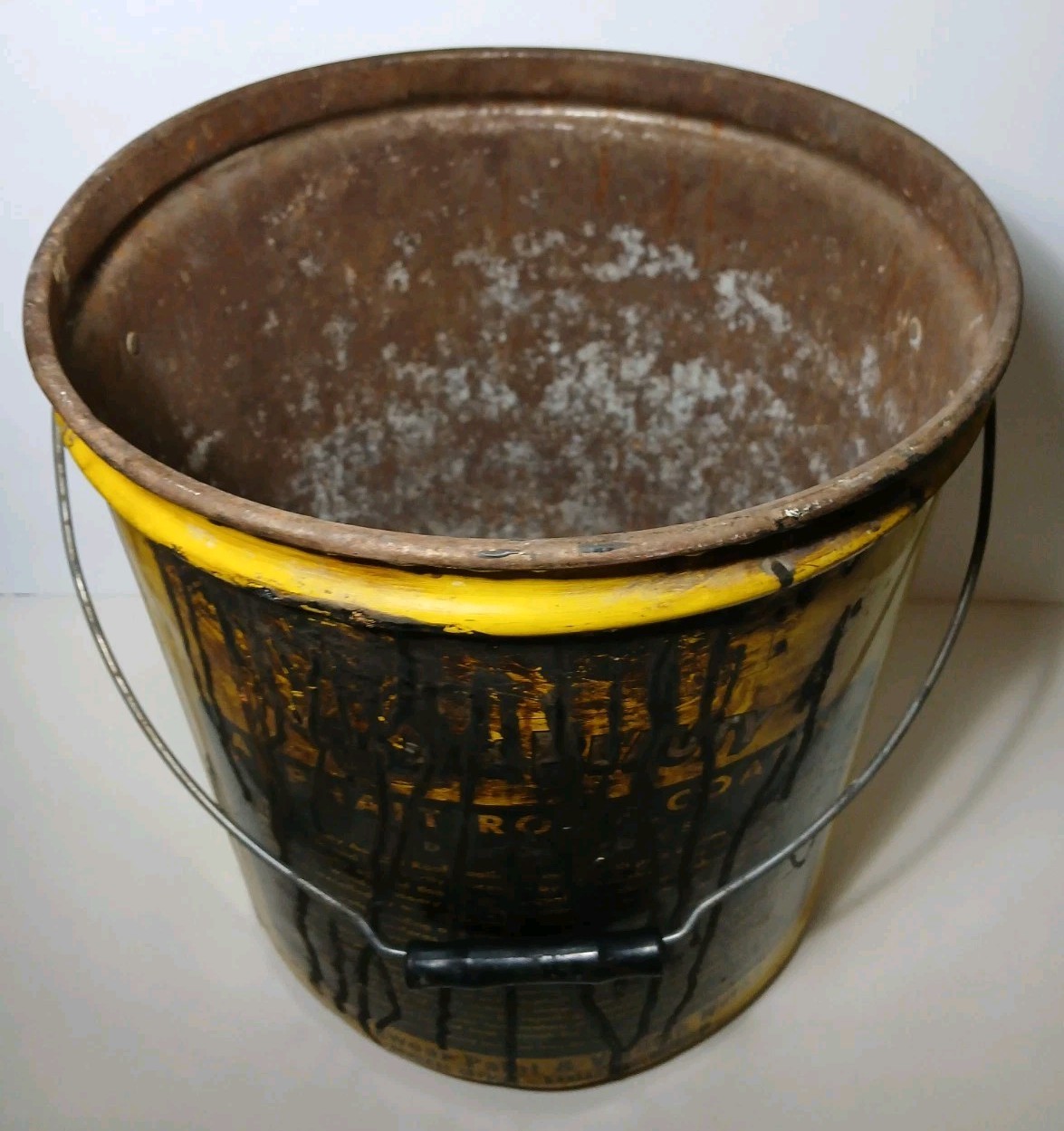 1950s Huge Vintage Black Beauty Paint Can Longwear Paint Kansas City MO 5 Gallon