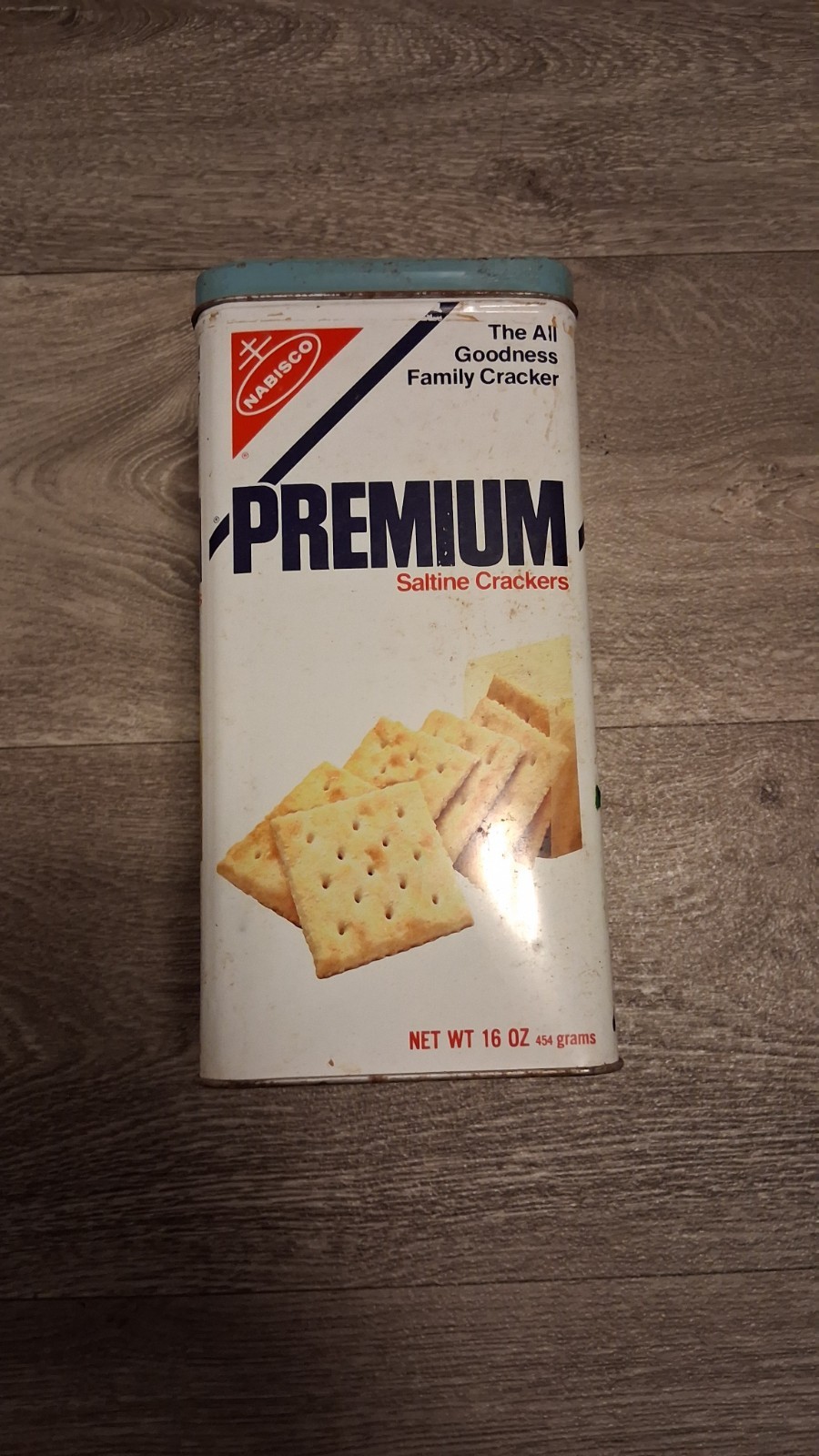 Vintage 1978 Nabisco Premium Saltine Cracker Tin Canister 15 oz