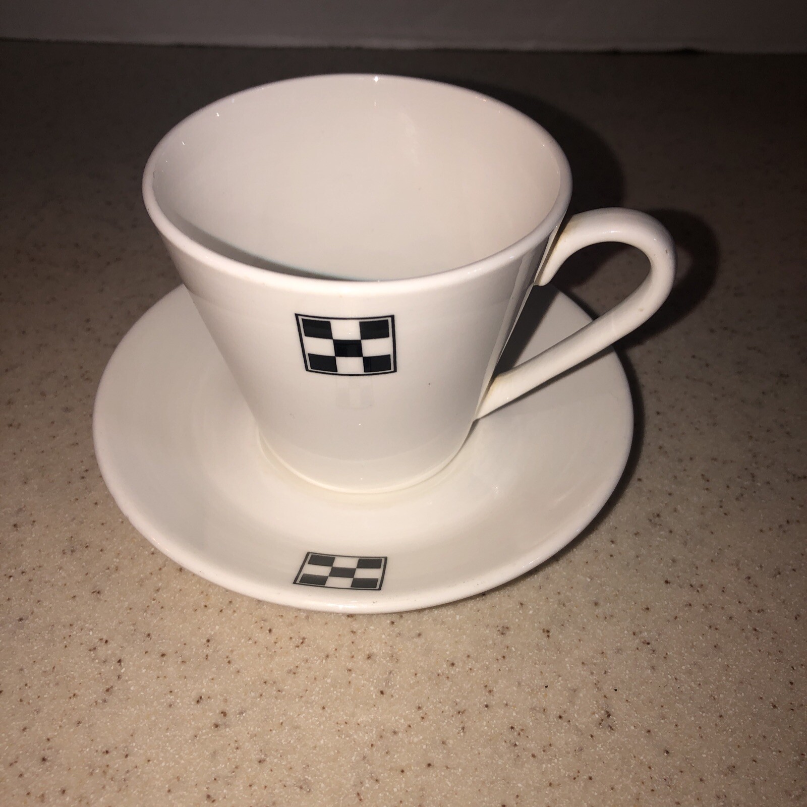 SYRALITE BY SYRACUSE PURINA CHECKERBOARD SQUARE 6 OZ. COFFEE CUP & 5″ SAUCER