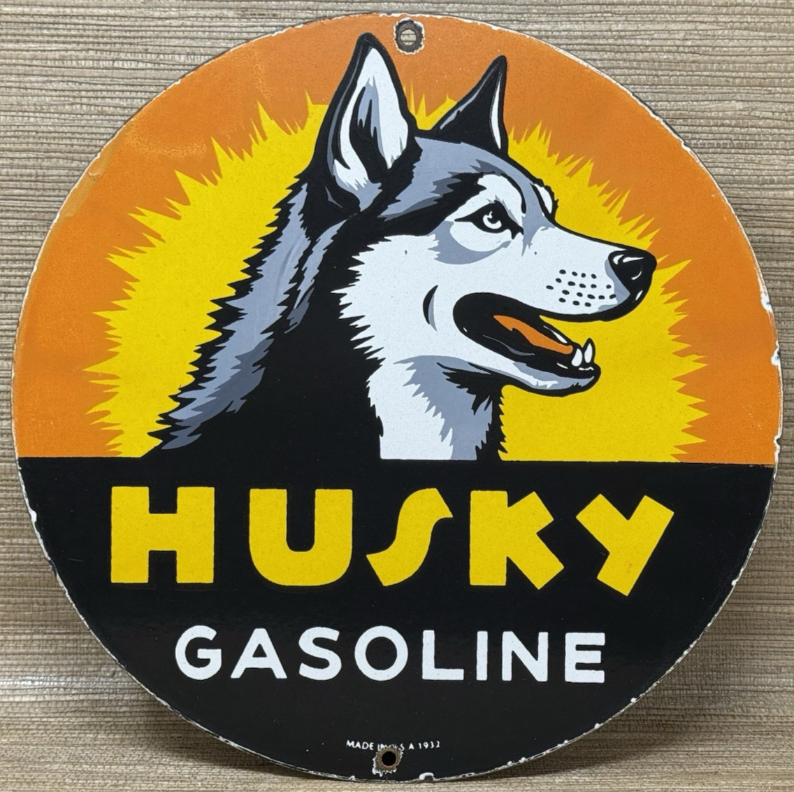 VINTAGE HUSKY GASOLINE PORCELAIN SIGN K-9 GAS STATION PUMP PLATE MOTOR OIL DOG