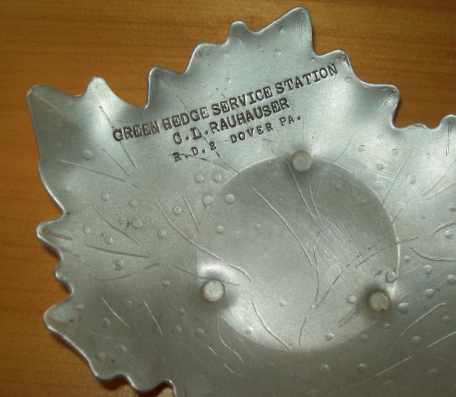 Old Advertising Premium Green Hedge Service Station Dover PA Rauhauser Ashtray