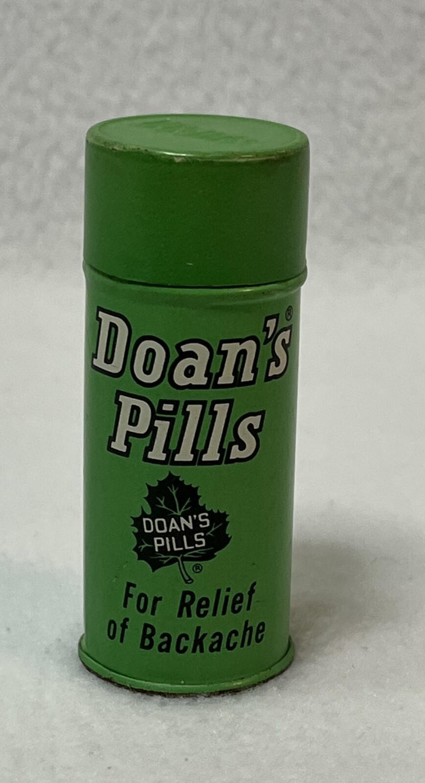 Vintage Green Doan’s Pills Empty Tin Purex Corporation 2 1/2″ Tall