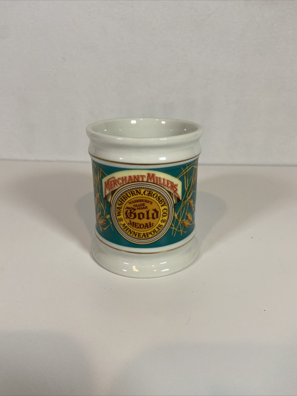 Gold Medal Vintage The Corner Store Porcelain Mug 1982 Collectors Studio Coffee