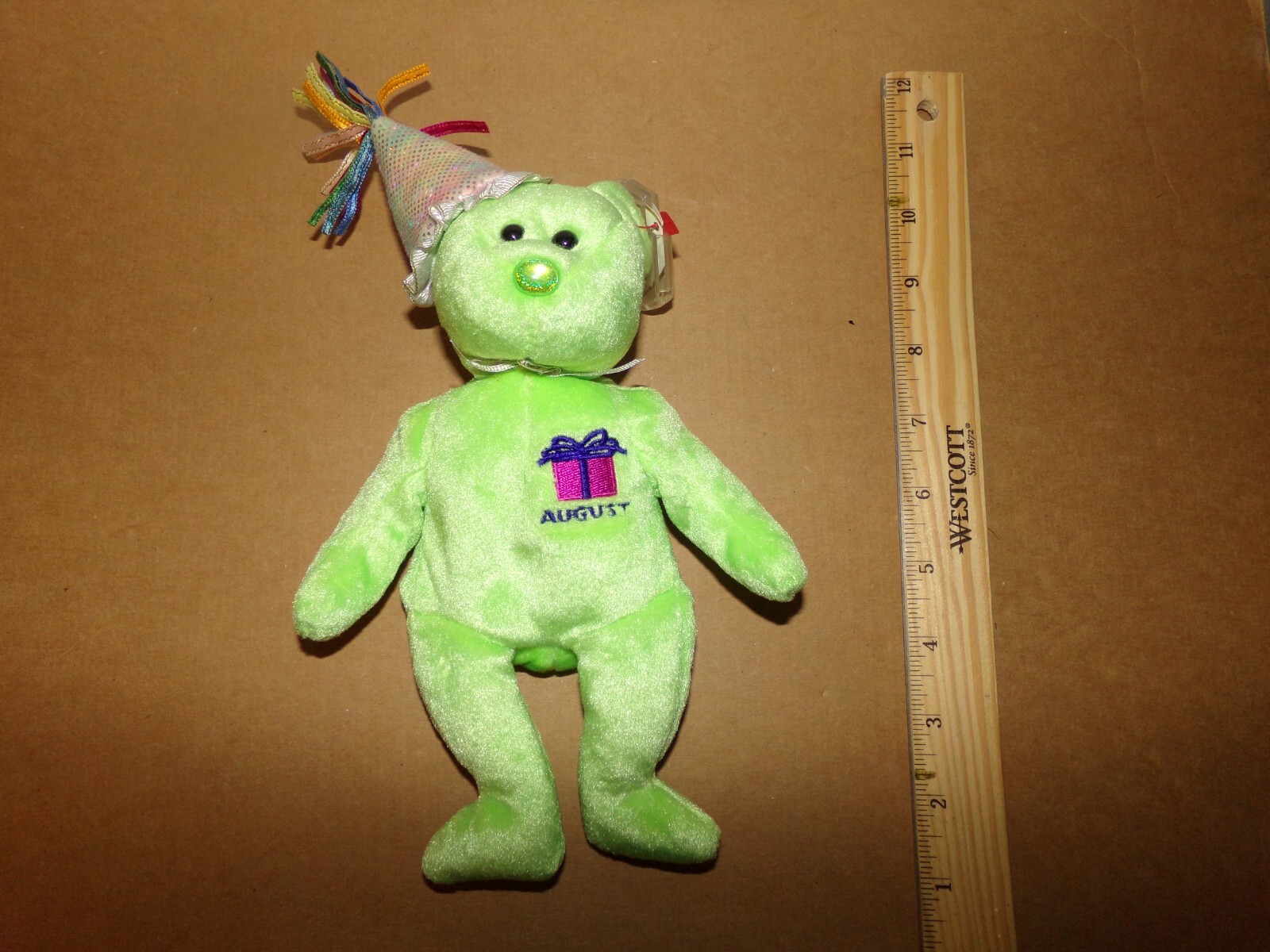 Ty Beanie Babies August The Light Green Bear From The Birthday Collection.