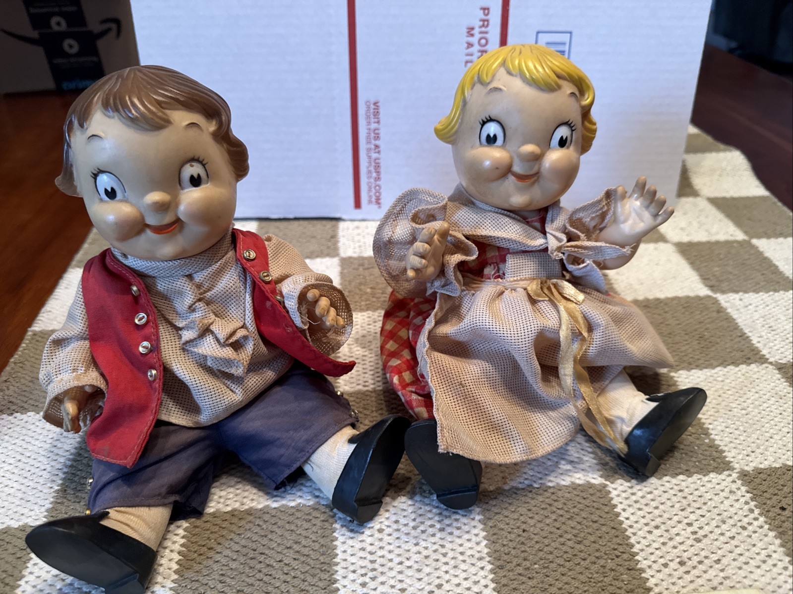 Vintage 1976 Campbell’s Soup Kids Colonial Paul Revere & Betsy Ross Dolls Mint!