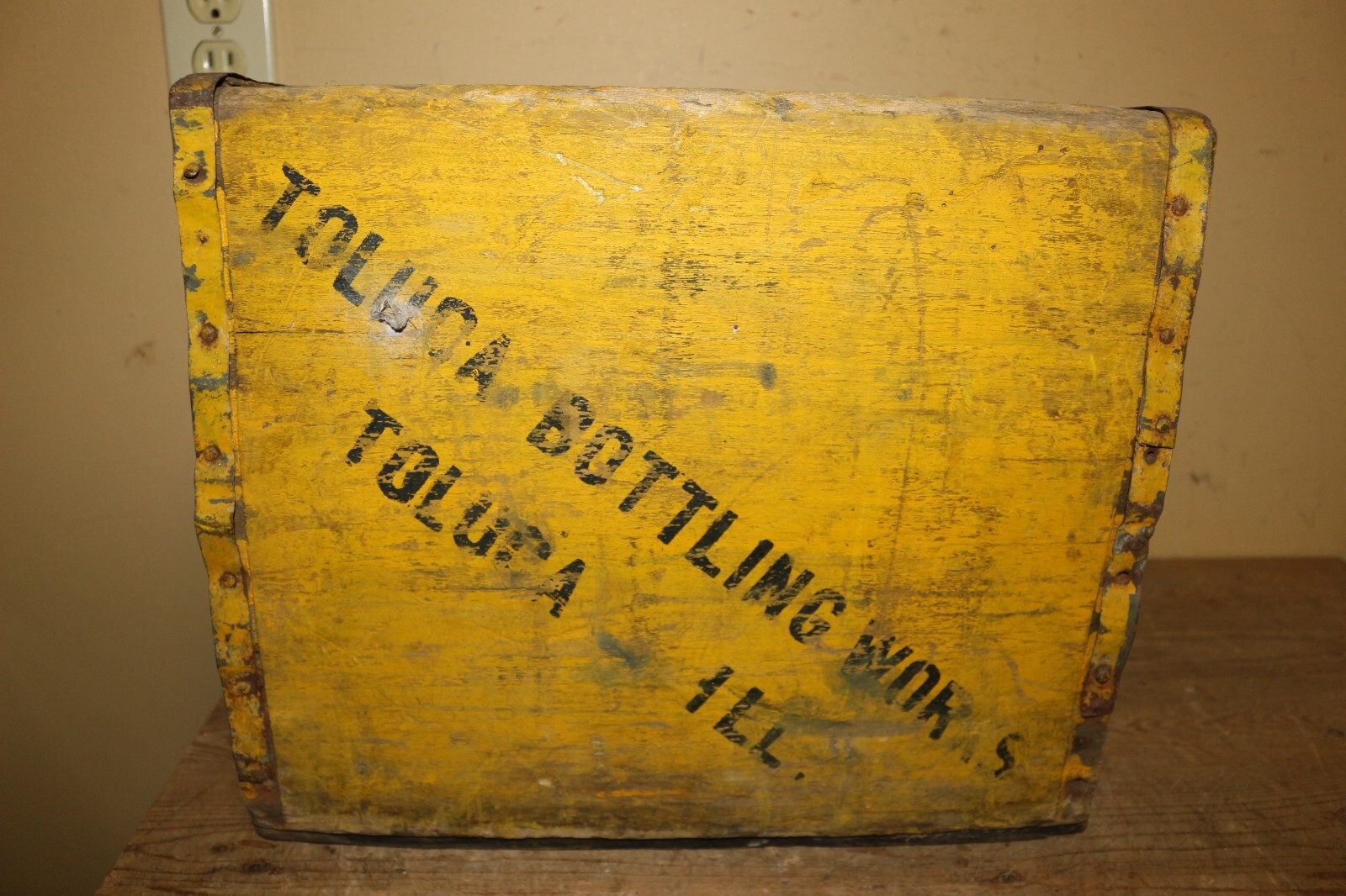 Vintage Toluce Bottling Works Coca Cola Illinois Pop Wood Bottle Crate Box Sign