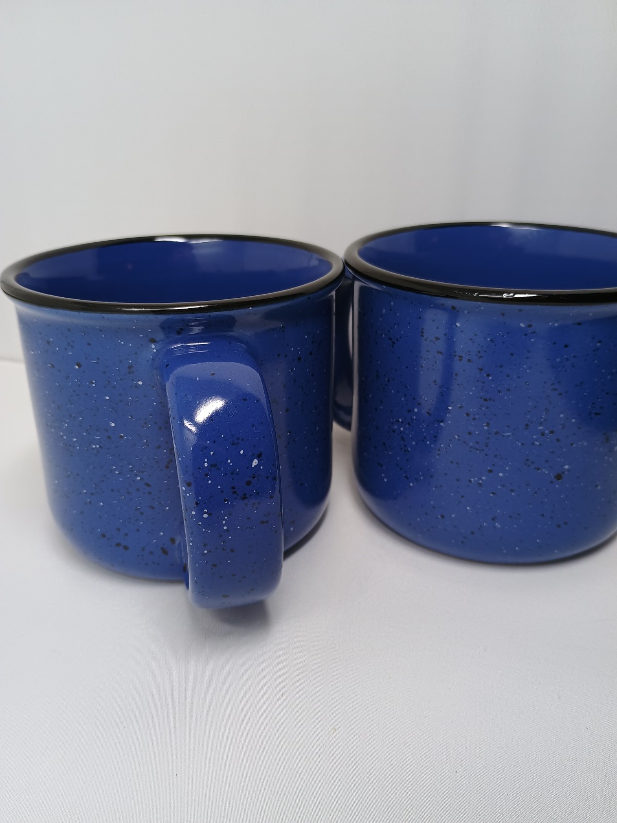 Marlboro Unlimited Set of 2 Blue & White Speckled Campfire Coffee Mugs 16 Oz