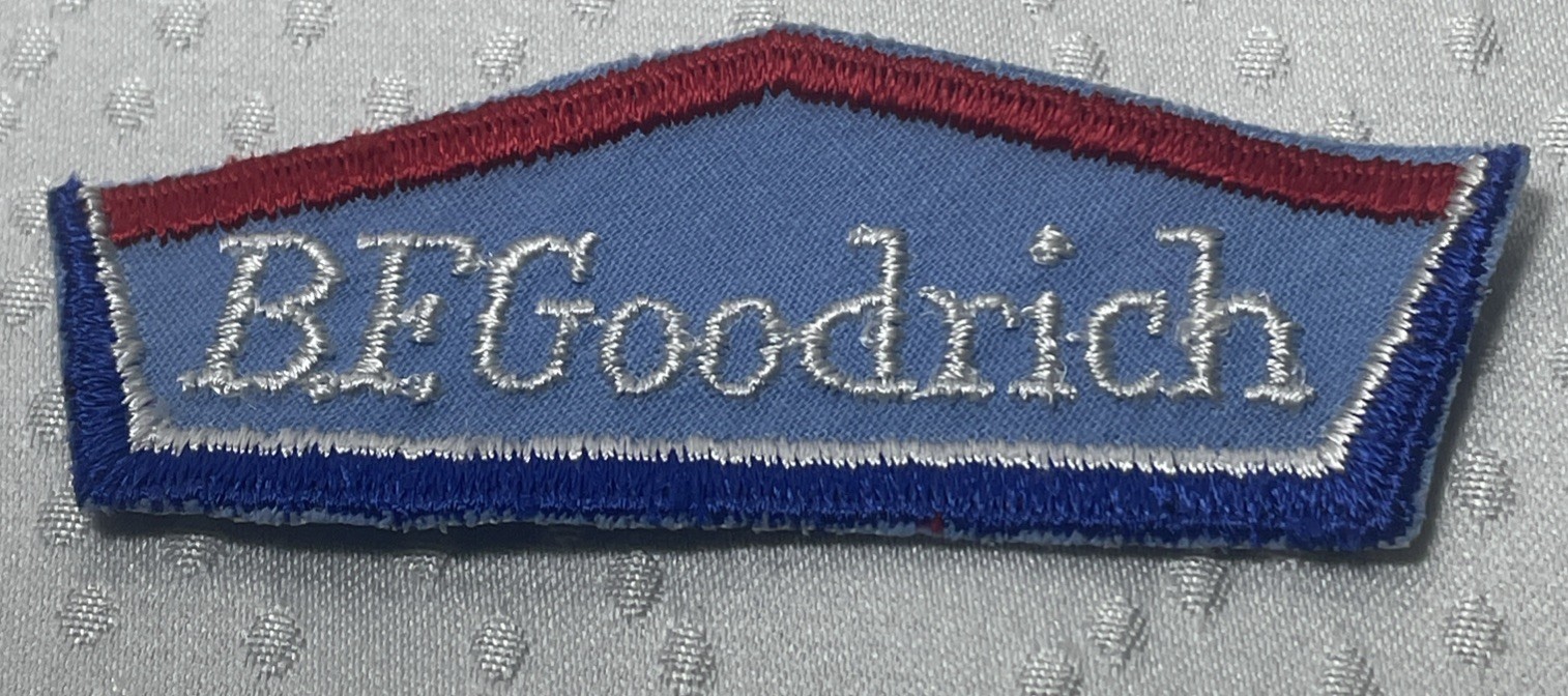 BF GOODRICH EMBROIDERED SEW ON PATCH AUTO SMALL TRUCK TIRES 3 1/2″ x 1 1/4″ NOS