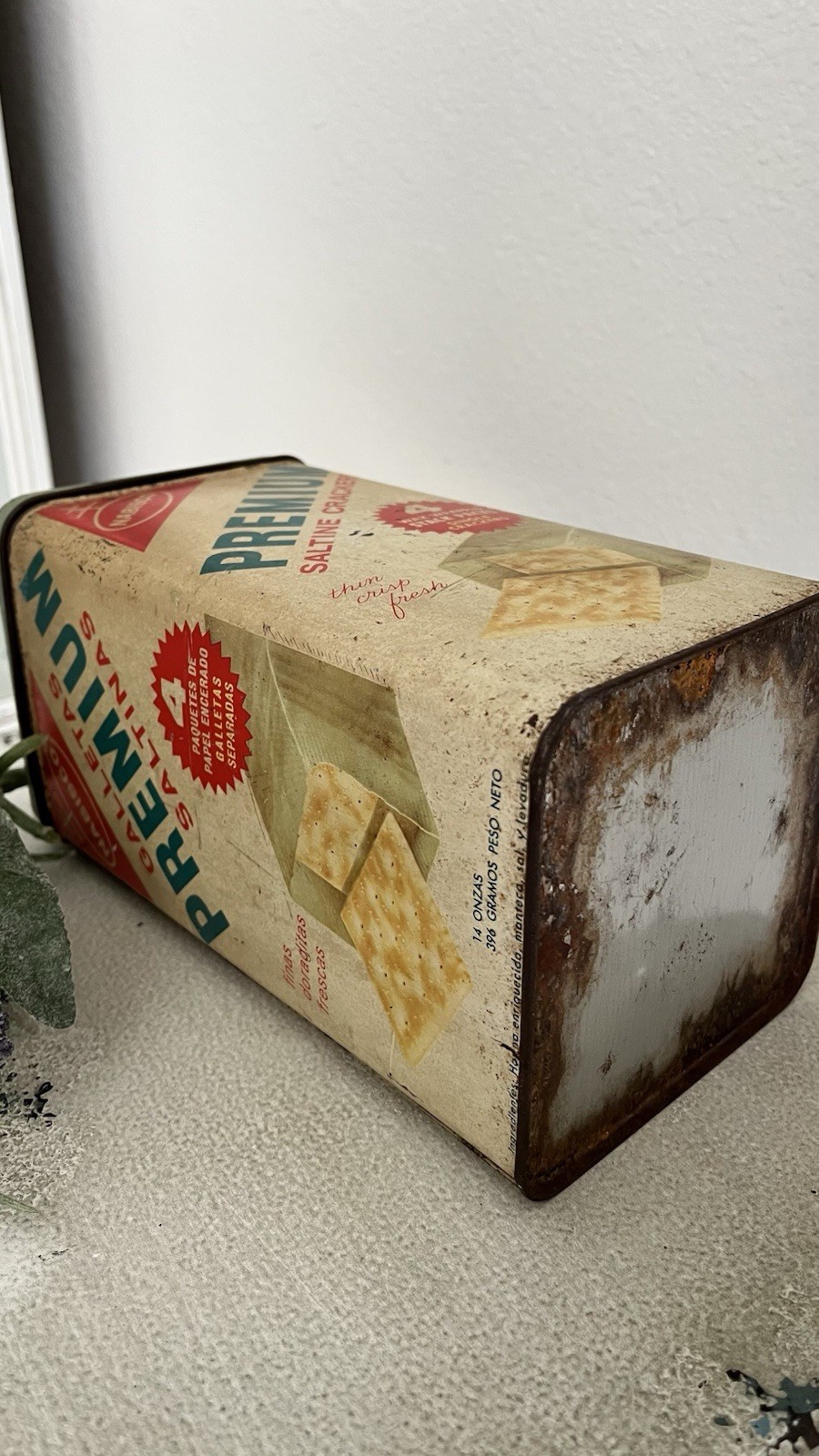 Vintage Nabisco Premium Saltine Crackers Tin 14oz Bilingual 1960s Kitchen Decor