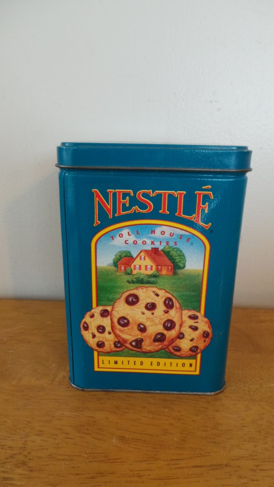 Nestle’s Limited Edition Chocolate Morsels Vintage Tin
