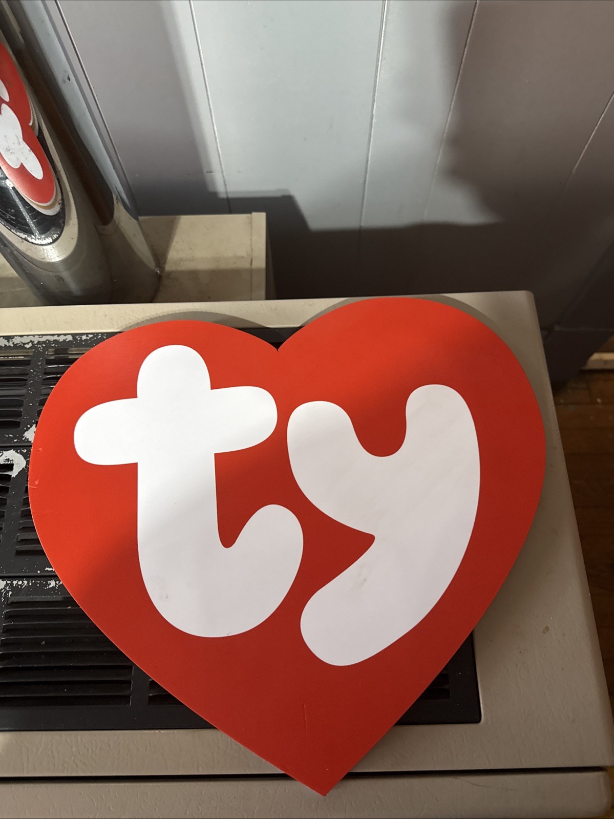 Vintage TY BEANIE BABIES LARGE VINYL HEART STORE DISPLAY SIGN 15 1/2″x14″