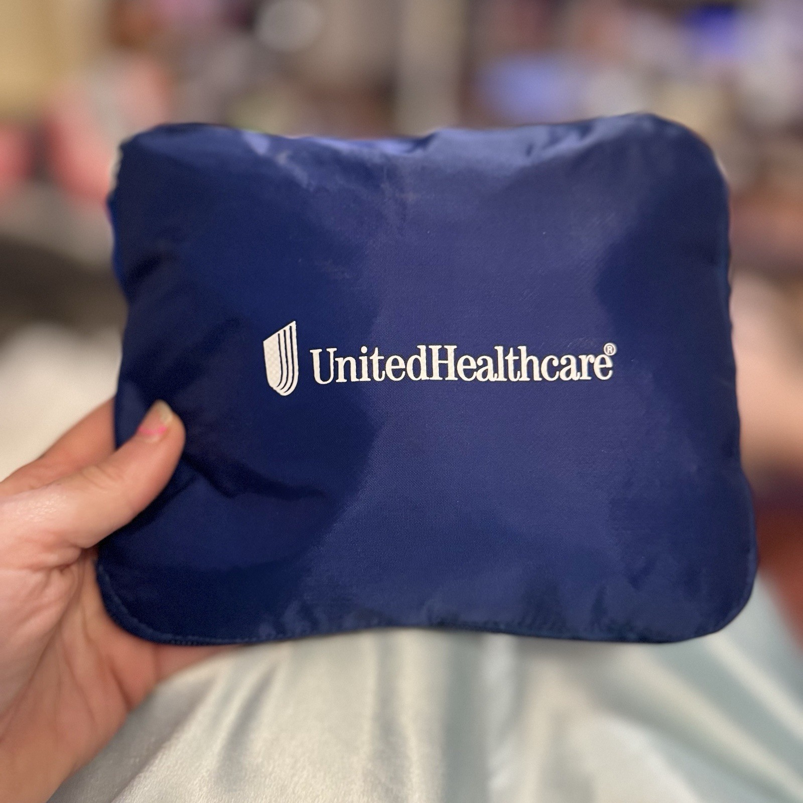 Vintage United Healthcare Large Promo Soft-sided Foldable Gym Bag/Tote NEW