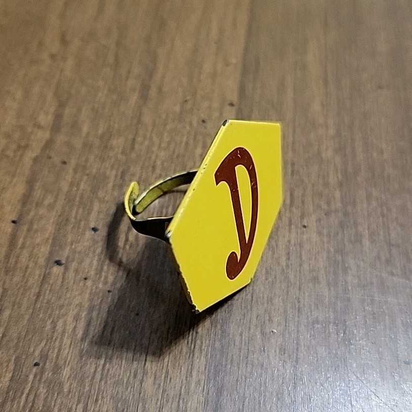 Vintage Denny’s Restaurant advertisement metal ring adjustable Yellow