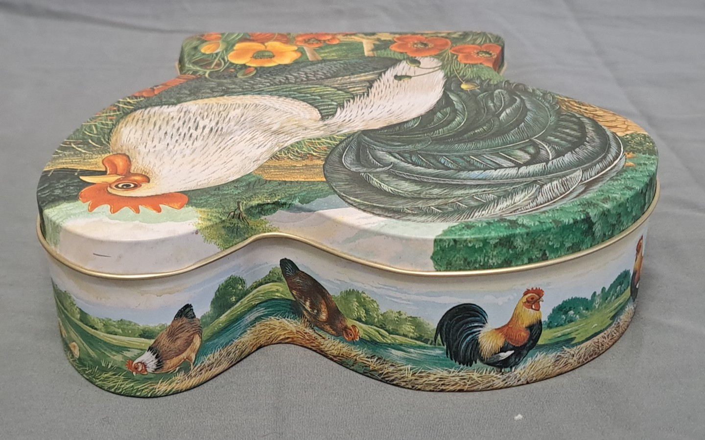 Department 56 Farmhouse Rooster Shaped Tin Canister Country Flower Decor Vintage