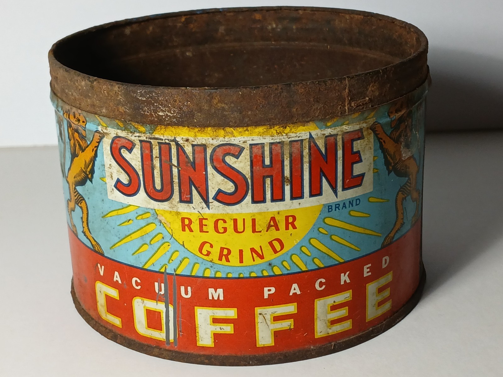 1950s Vintage SUNSHINE LION COFFEE TIN ONE POUND Springfield Missouri Tin Litho
