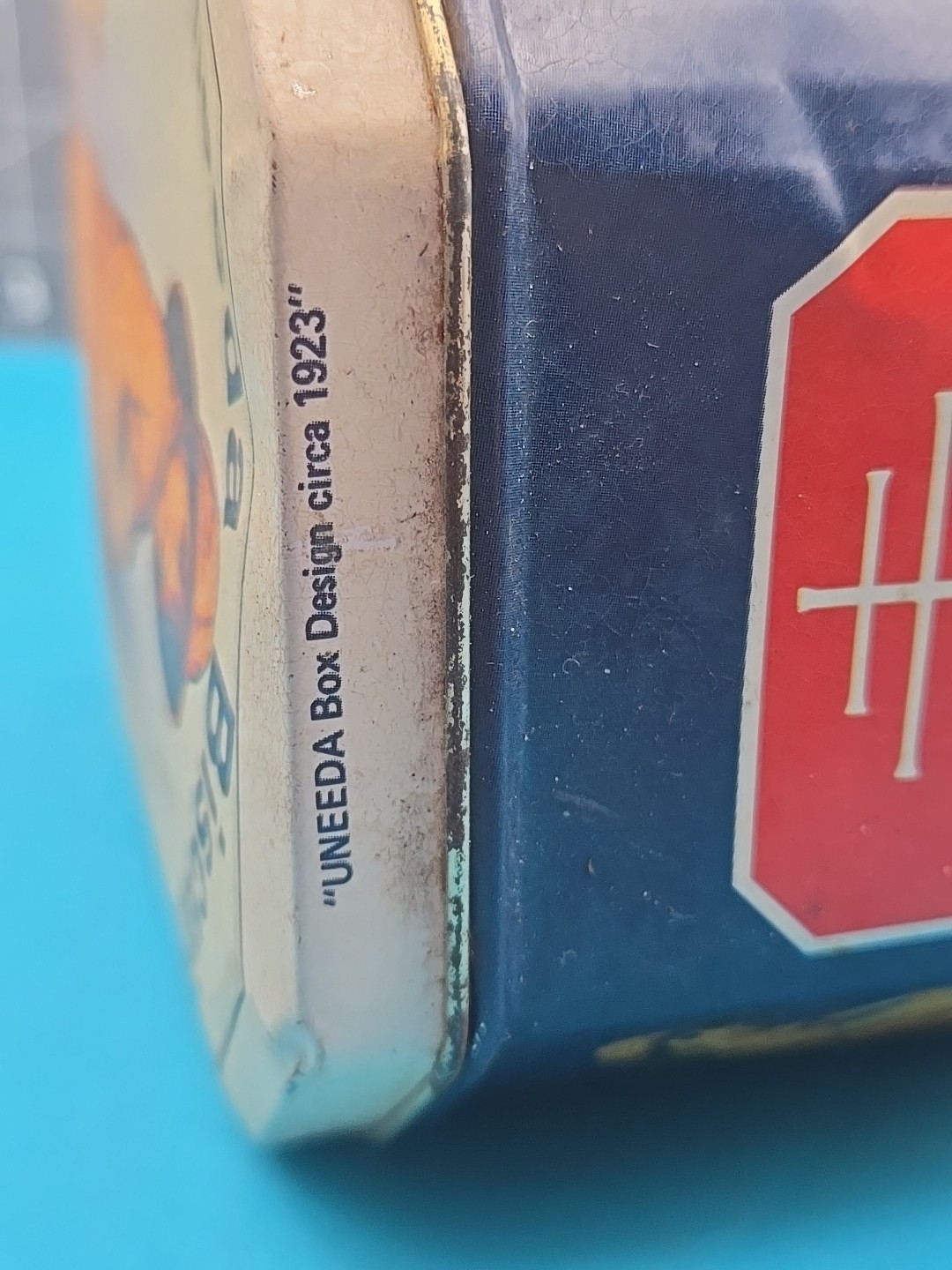 Vintage Nabisco Uneeda Biscuit National Biscuit Company Bristol Ware Tin