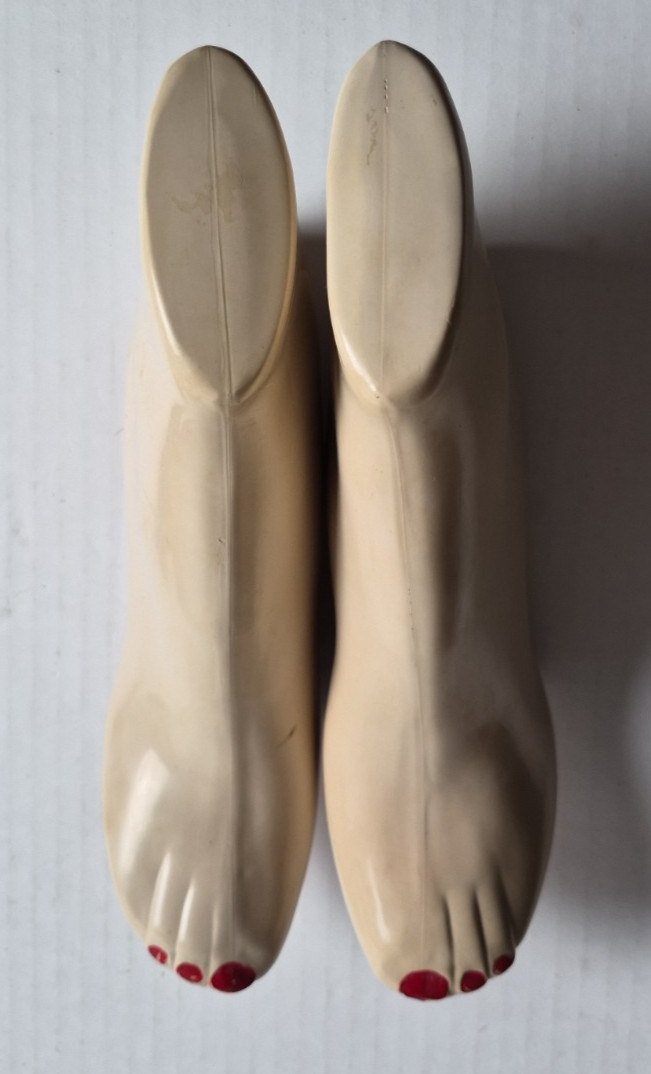 Vintage Shoe Store Display Feet Size M