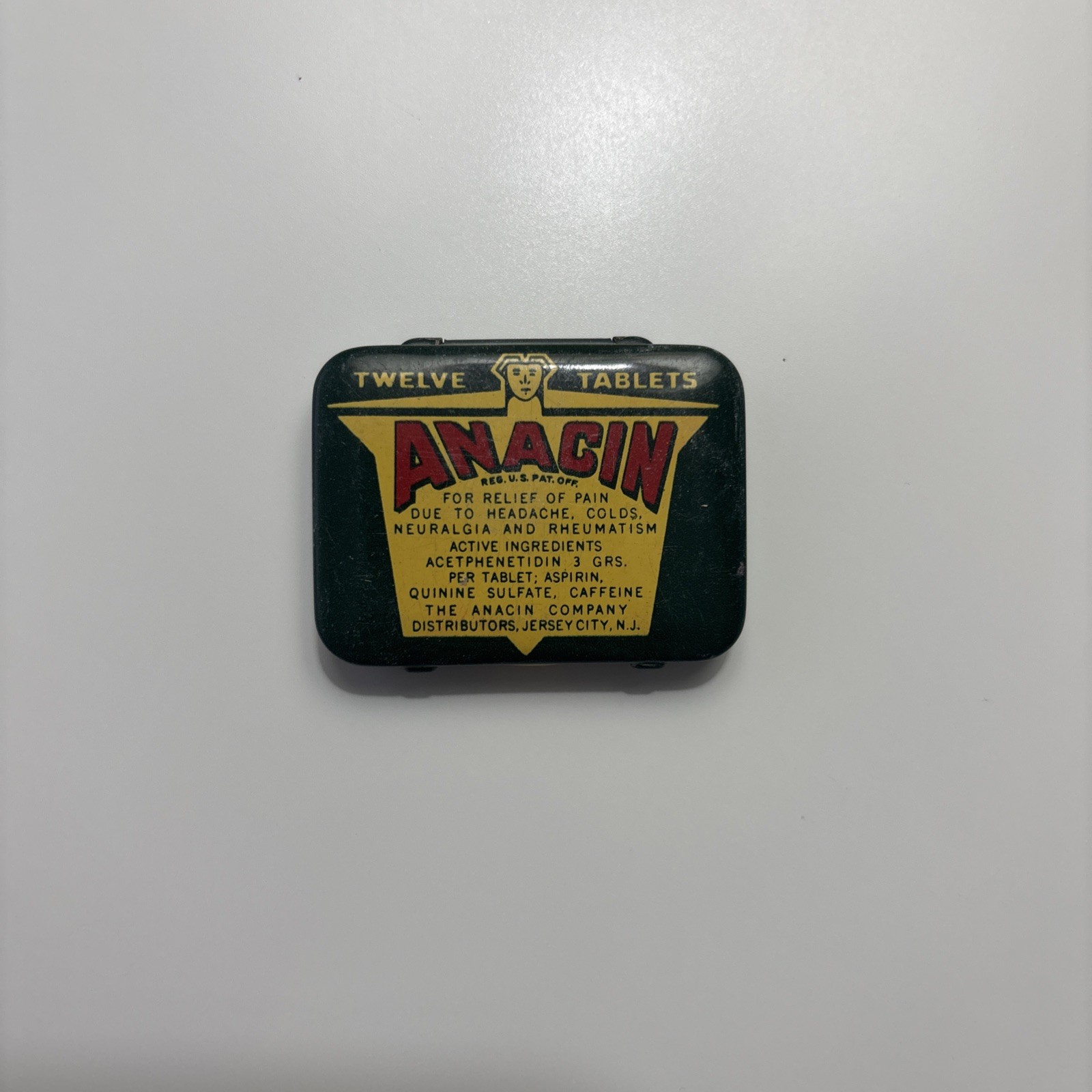 Vintage Tiny Anacin Tin Green Yellow Red Metal Pocket Size 12 Tablets 2” x 1.5”