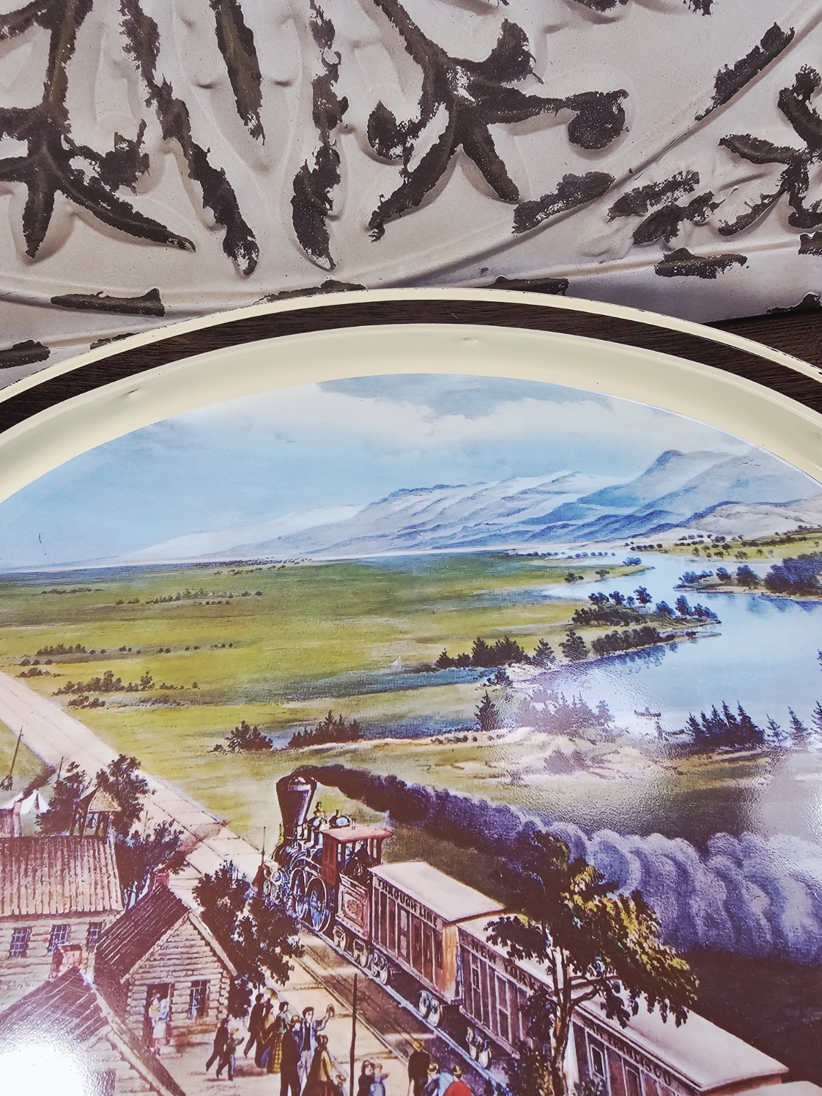 VTG 1982 “Across The Continent” Train/Locomotive Theme Tin, Carrier & Ives