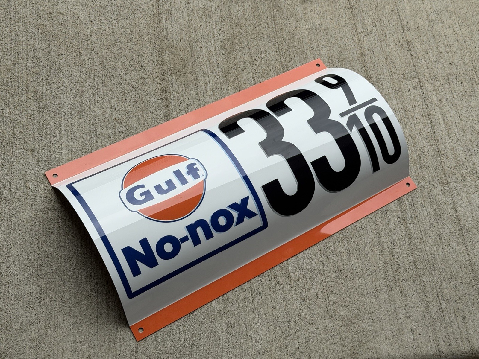 WOW!Curved Gulf No Nox curved Sign