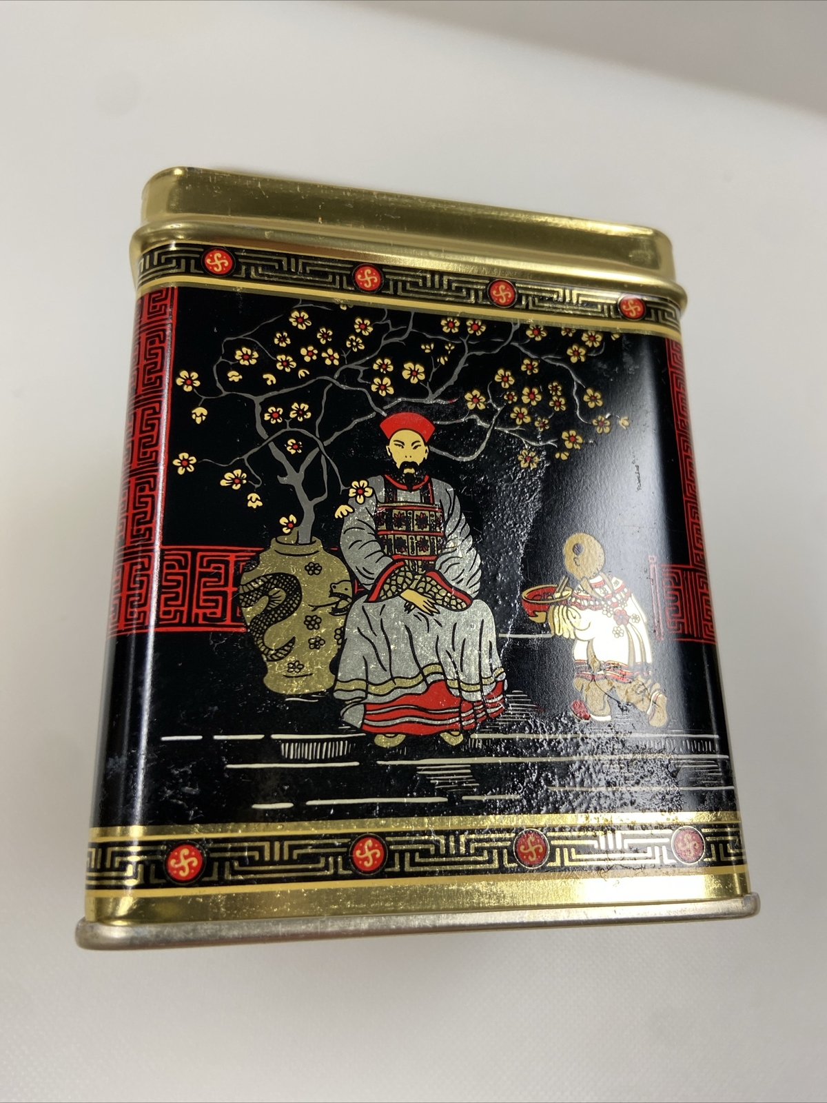 Murchie’s Chinese Tea Hinged Tin Empty 3.5″ Tall x 3″ Sq.